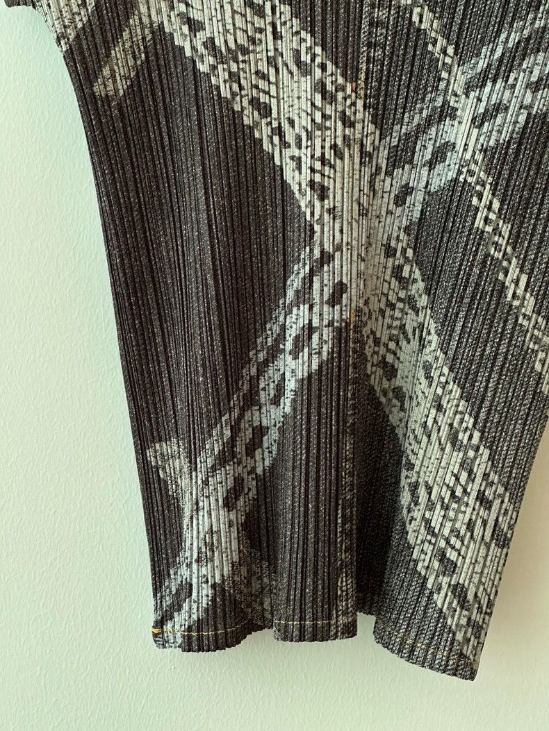 Issey Miyake Issey Miyake size:4 Grey lace denim short-sleeved top Size S / US 4 / IT 40 - 5 Thumbnail