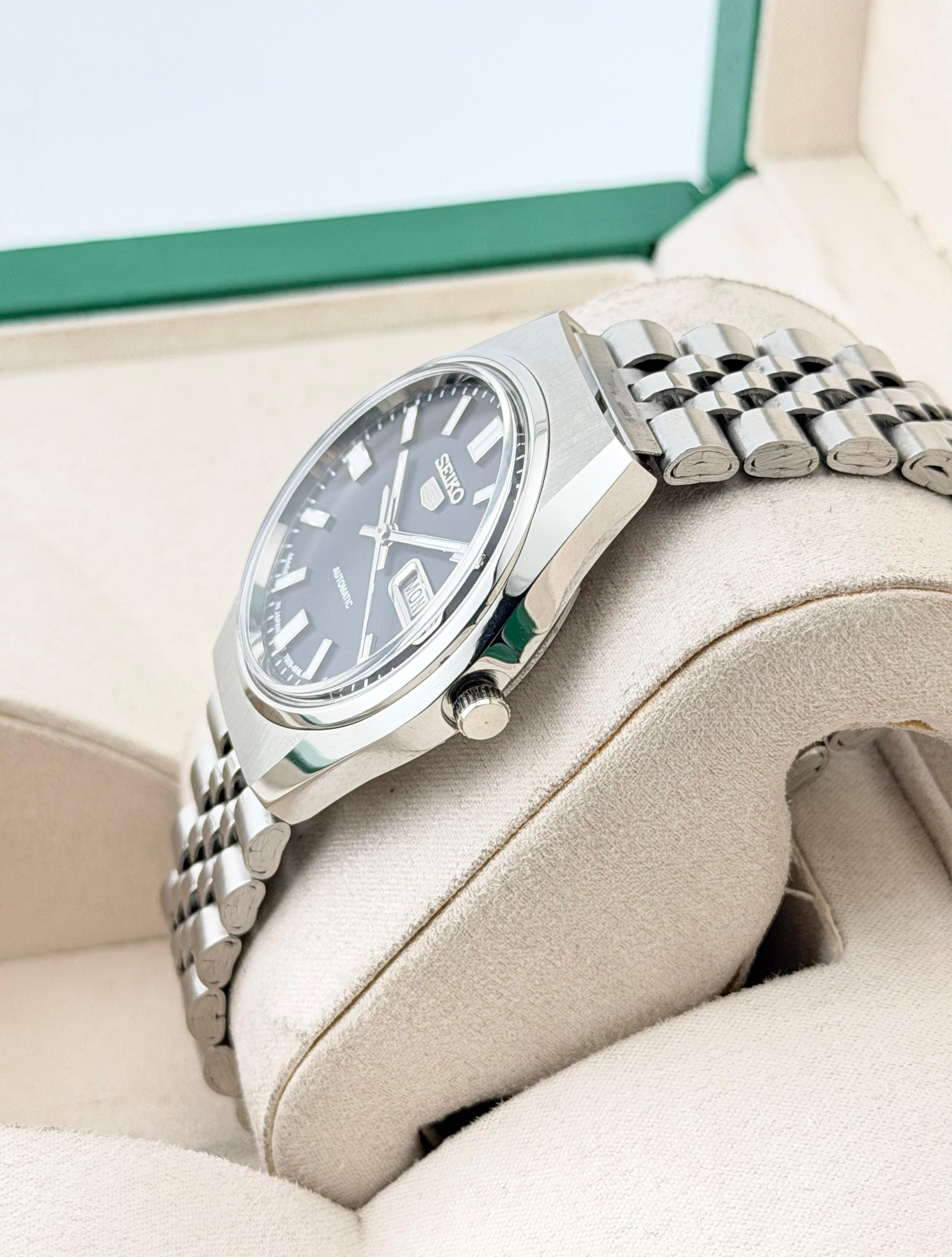 Seiko Elegant Men's Wrist Automatic Watch Size 36 - 7 Thumbnail