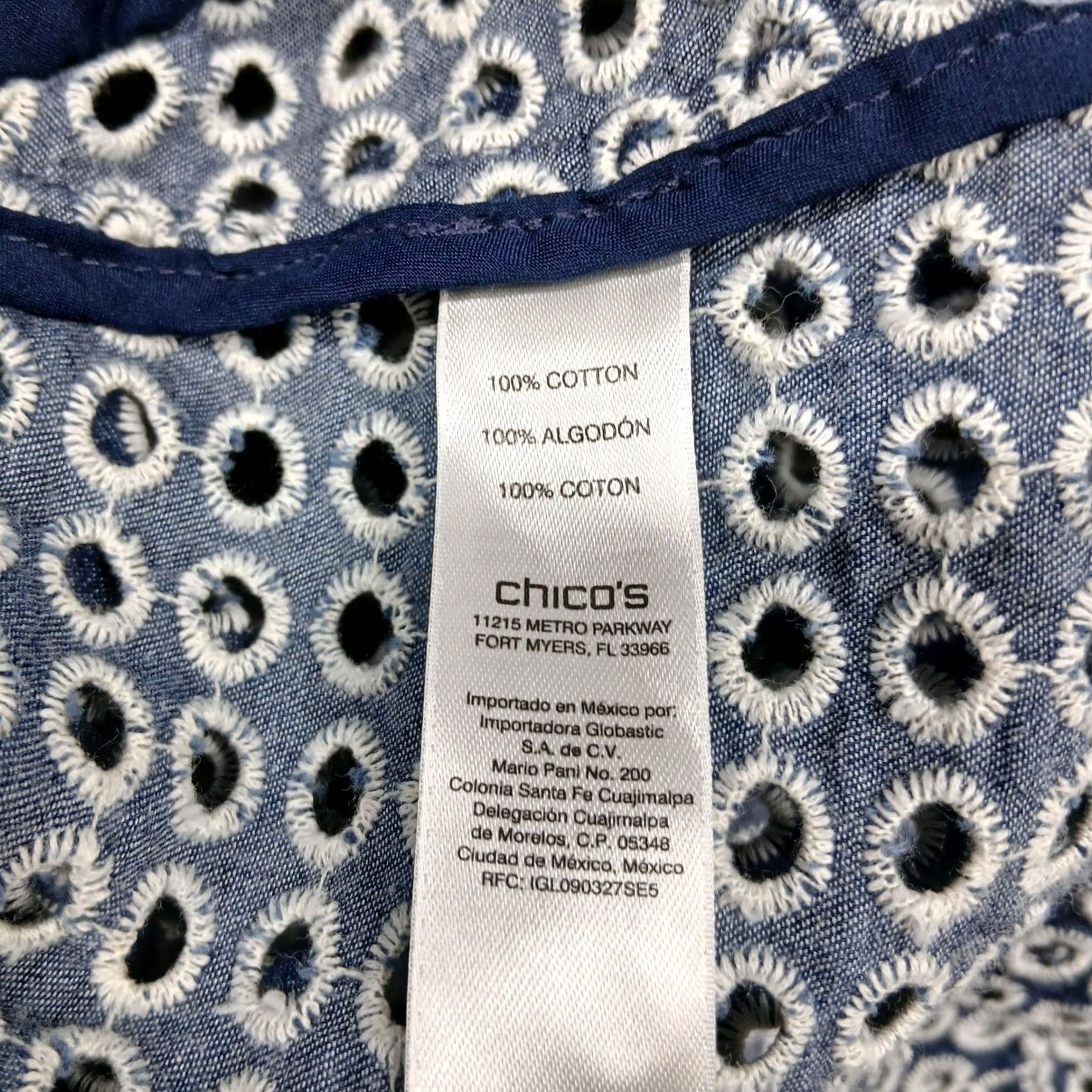 Vintage Chico's Textured Jacket Women's Blazer Geometric Blue White 1 Button Front 3/4 Sleeve Mid-Length Embroidered Open Front Casual Workwear Size XS / US 0-2 / IT 36-38 - 5 Thumbnail