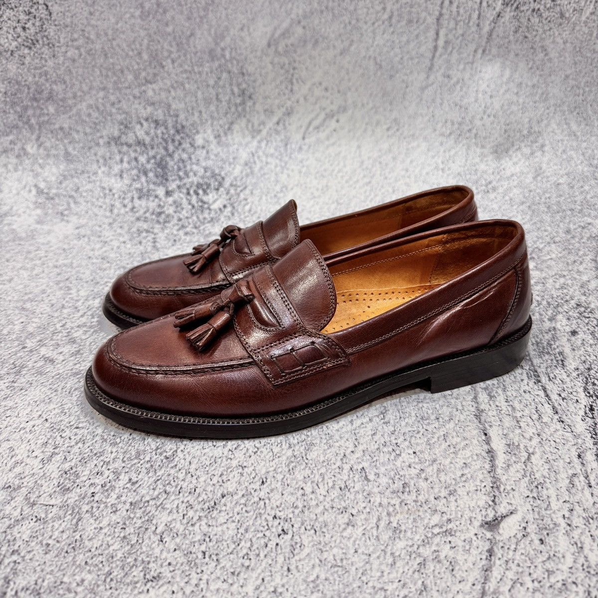 Russell & Bromley Russel & Bromley Mens Brown Leather Tassell Loafers US9.5 Size US 9.5 / EU 42-43 - 1 Thumbnail