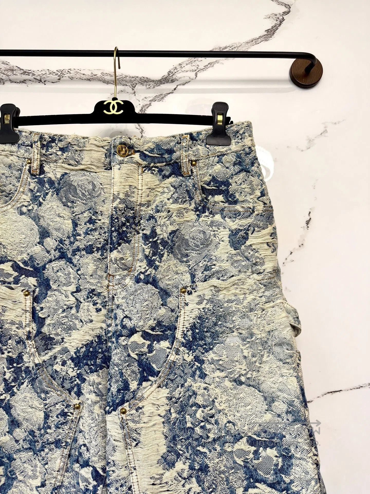 Louis Vuitton louis vuitton floral denim shorts. Size 31" - 2 Thumbnail