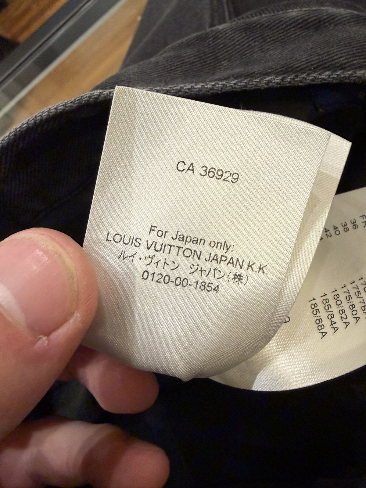Louis Vuitton Louis Vuitton Black Denim Graffiti Jeans Size US 30 / EU 46 - 9 Thumbnail