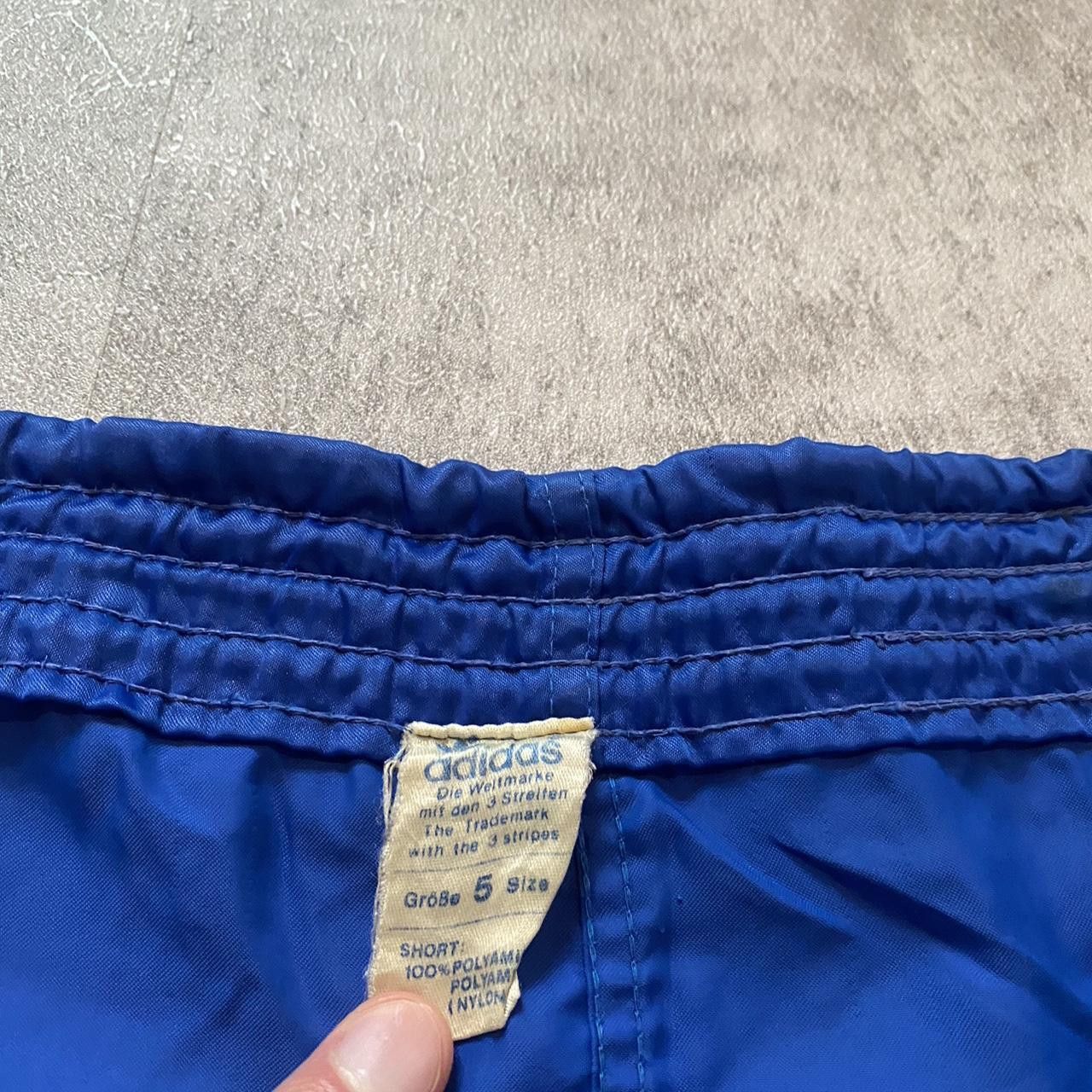 Adidas 80s Blue and white Adidas shorts adidas Sportswear Size US 32 / EU 48 - 4 Thumbnail
