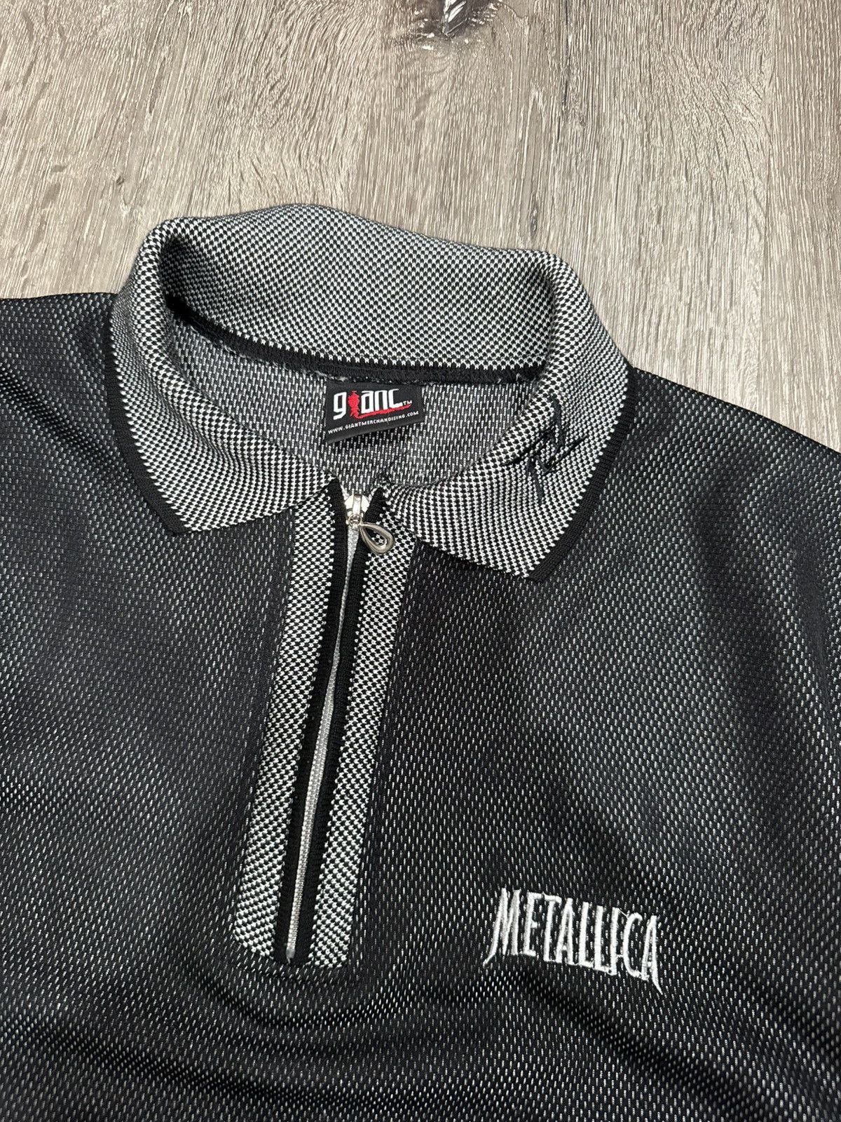 Metallica Vintage 1996 Metallica Tour Giant Silver Jersey Rare Size L Size US L / EU 52-54 / 3 - 3 Thumbnail