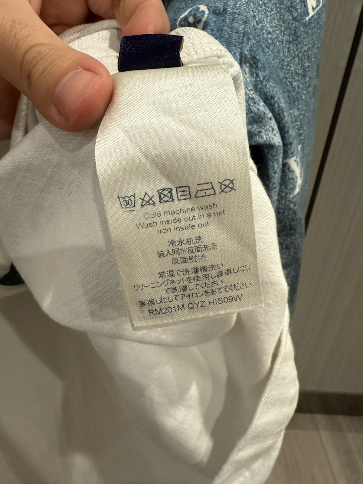 Louis Vuitton Louis Vuitton White Blue Monogram Spray Denim Overshirt Size US M / EU 48-50 / 2 - 10 Thumbnail