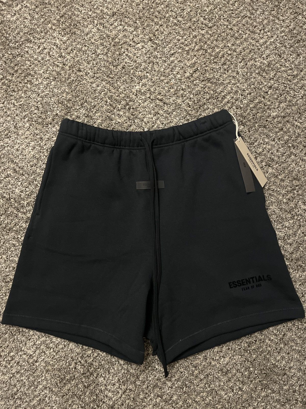 Fear of God Fear of God Essentials Graphic Sweat Shorts Size M
