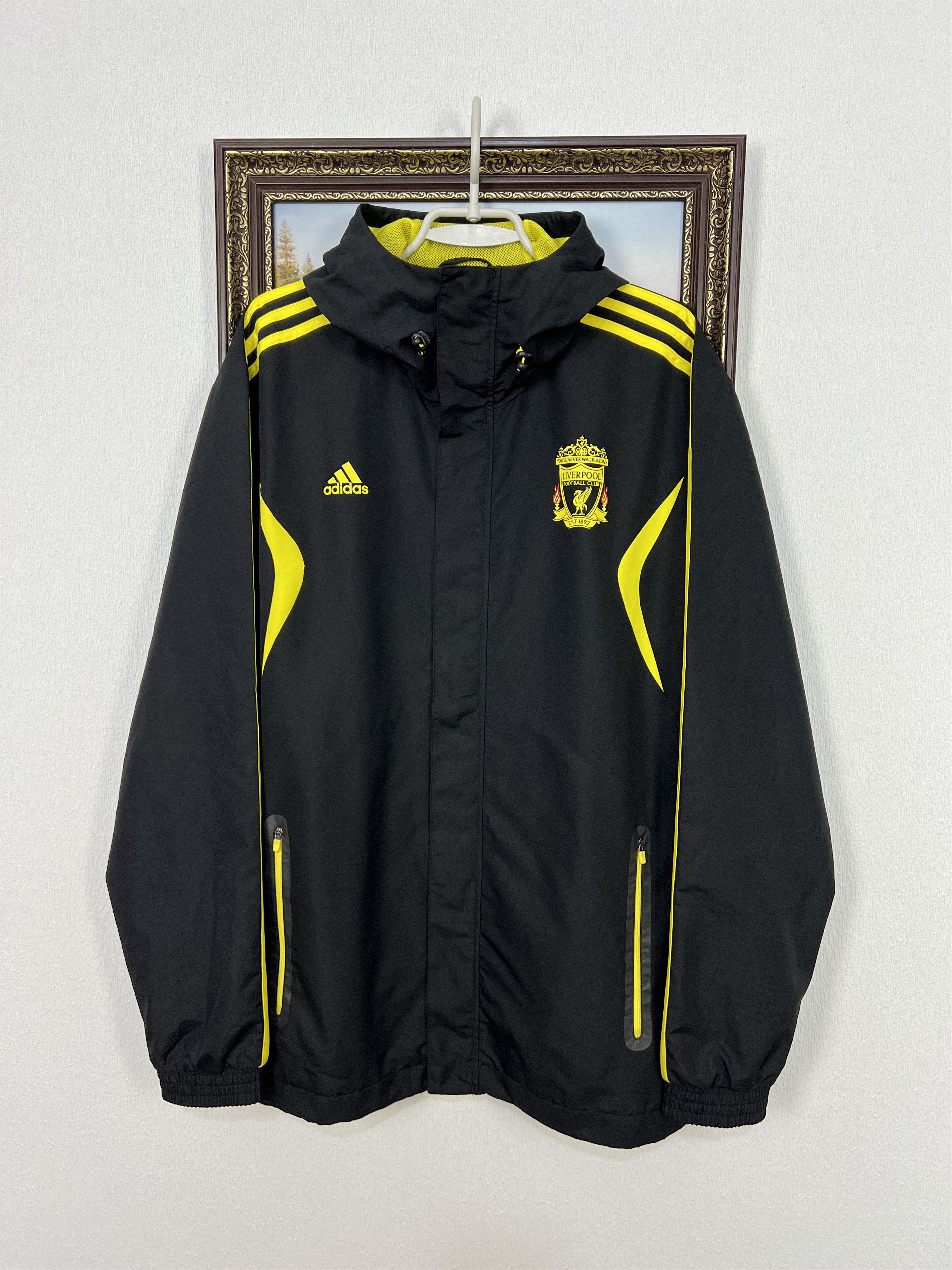 Adidas Vintage Adidas Liverpool Football Jacket Soccer Hooded Size US L / EU 52-54 / 3 - 1 Thumbnail