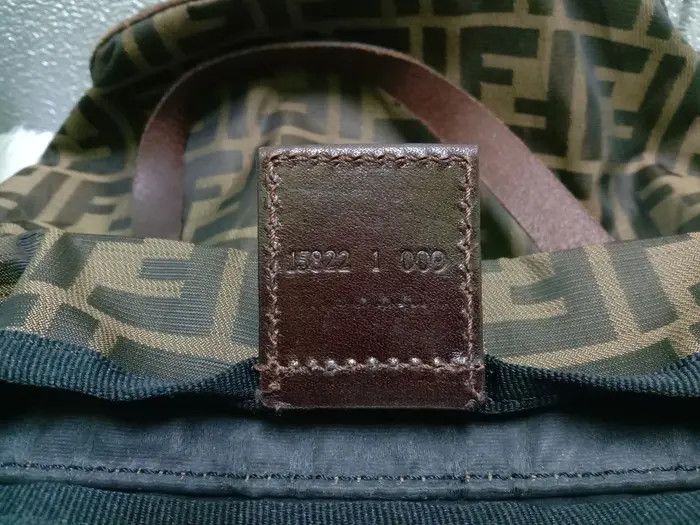 Fendi Authentic Vintage Fendi Bag Size ONE SIZE - 4 Thumbnail