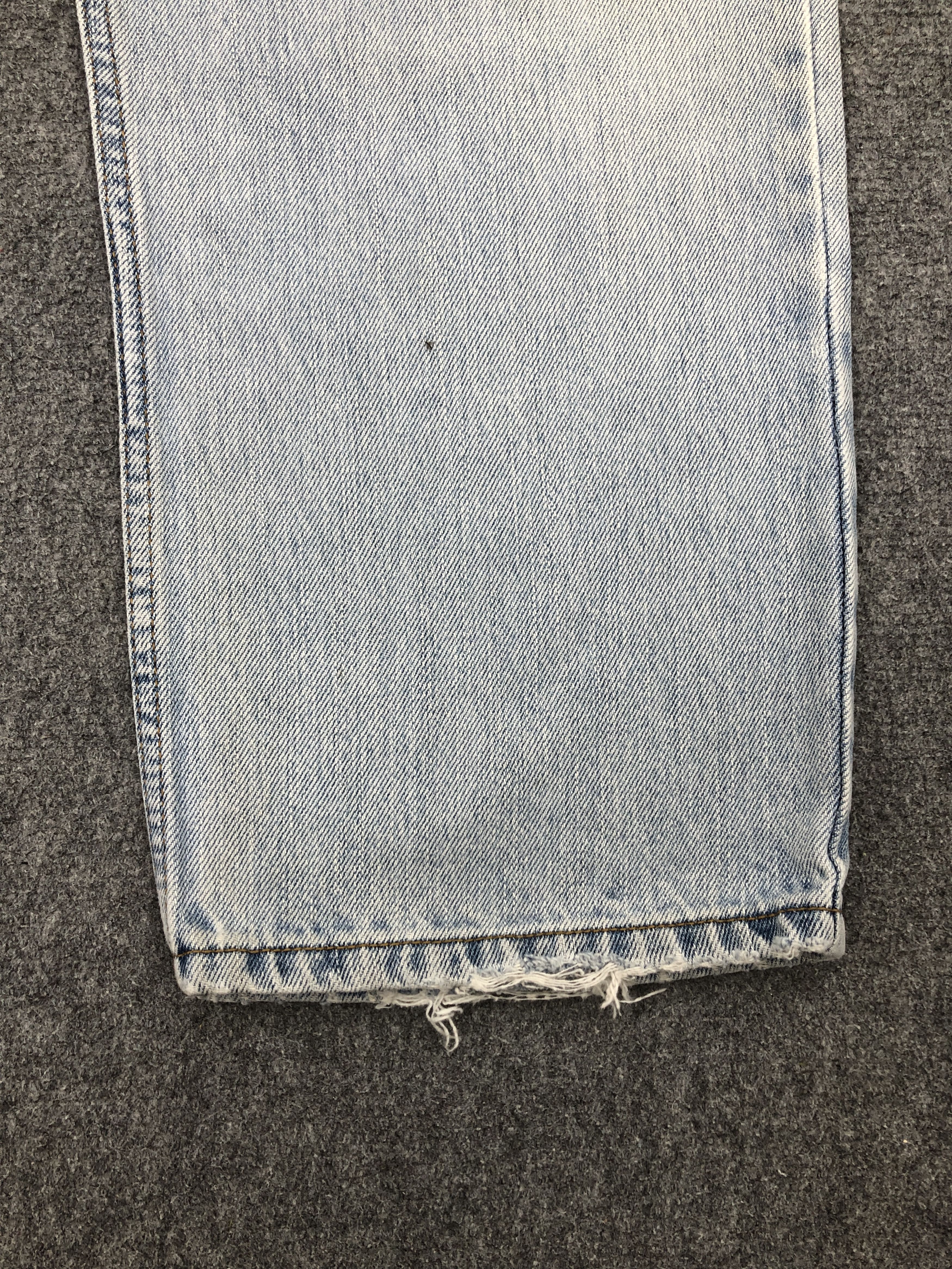 Levi's × Vintage Vintage Levis 550 Light Washed Jeans Size US 33 - 11 Thumbnail