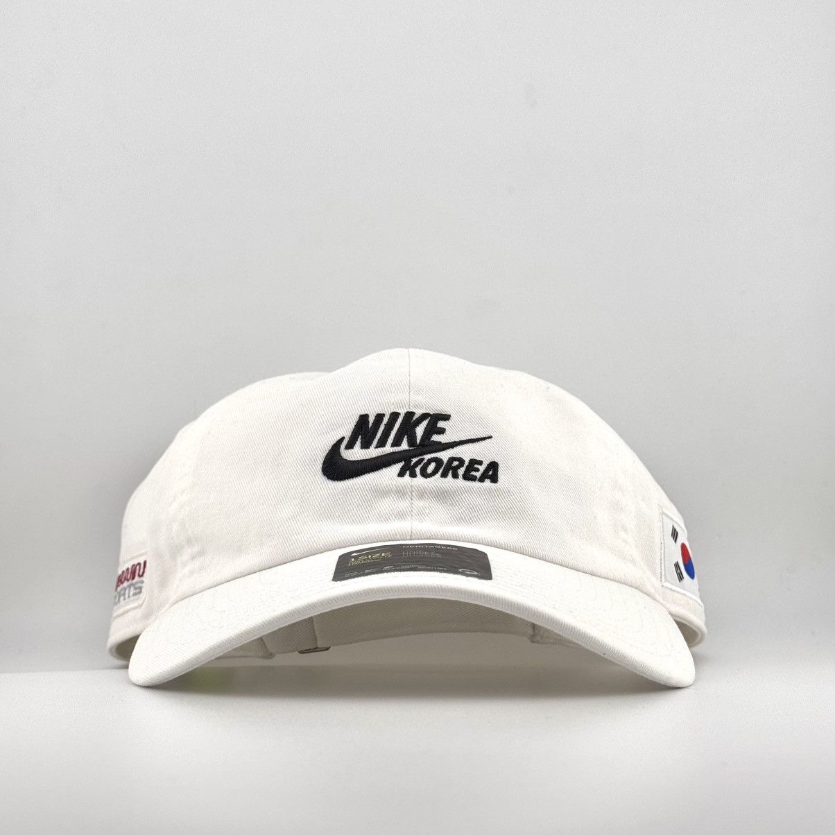 Nike Nike Korea Limited Edition Winwin Sports Seoul Gangnam Hat Size ONE SIZE - 1 Thumbnail