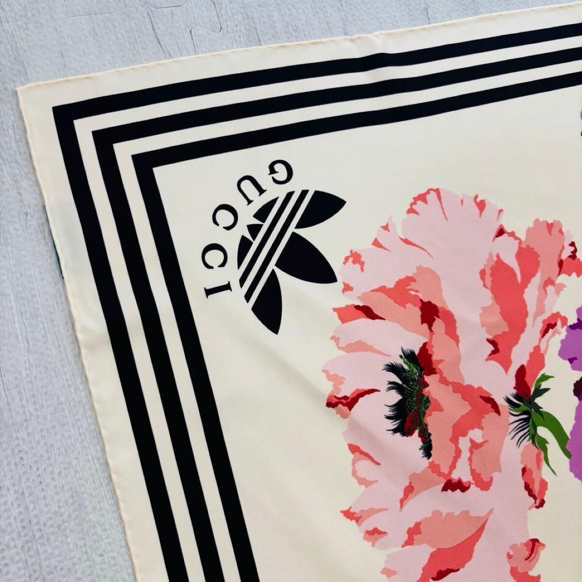 Adidas × Gucci Gucci x Adidas Maxi Flower Print Silk Scarf Size ONE SIZE - 6 Thumbnail