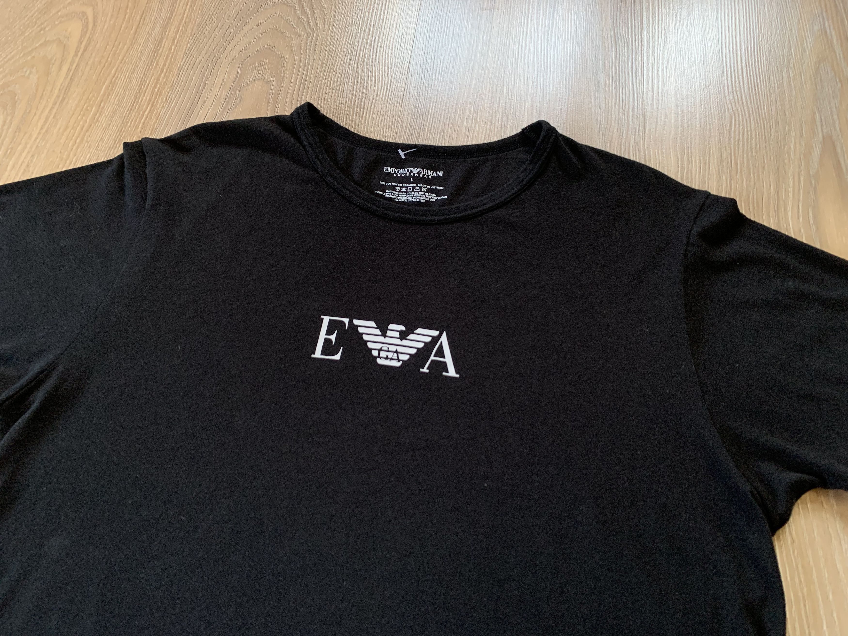 Emporio Armani × Giorgio Armani Emporio Armani Center Logo Black Cotton T Shirt Size US L / EU 52-54 / 3 - 4 Thumbnail