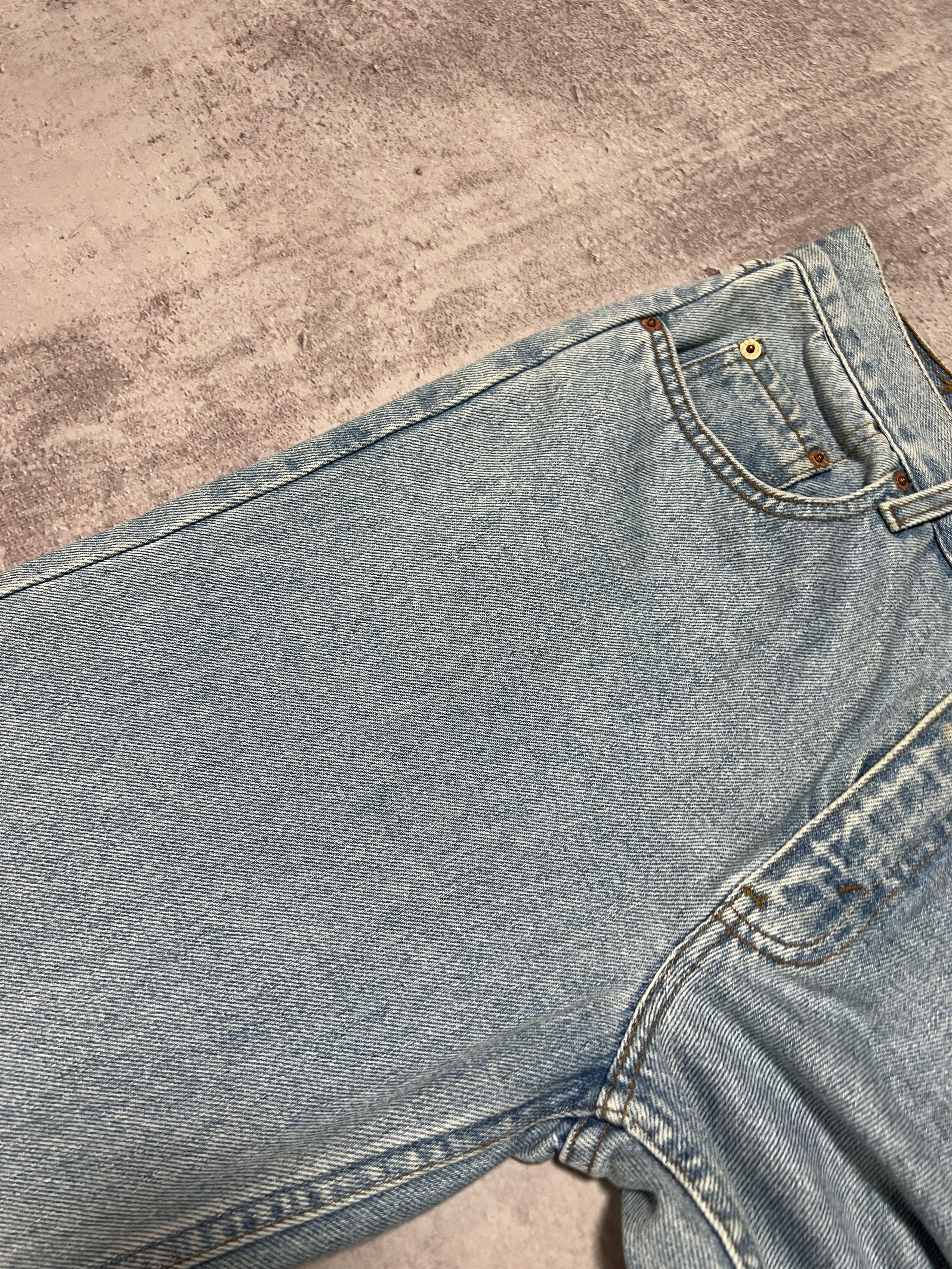 Levi's Vintage 90s Levis 630 Washed Denim Jeans size W32 L32 Size 32" / US 10 / IT 46 - 19 Thumbnail