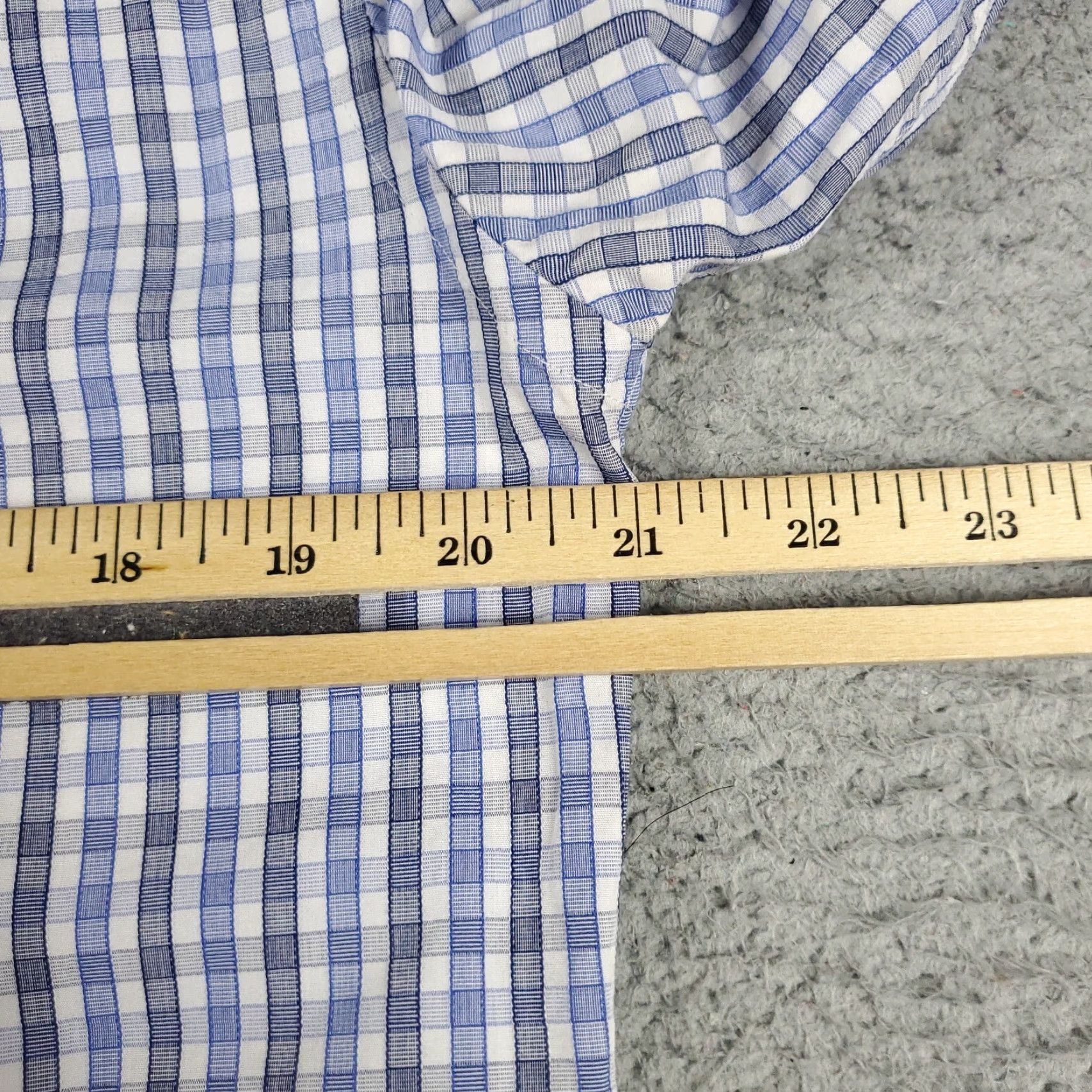 UNTUCKit UNTUCKit Blue Plaid Button-Up Shirt Long Sleeve Adult Medium Casual Mens Size US M / EU 48-50 / 2 - 5 Thumbnail
