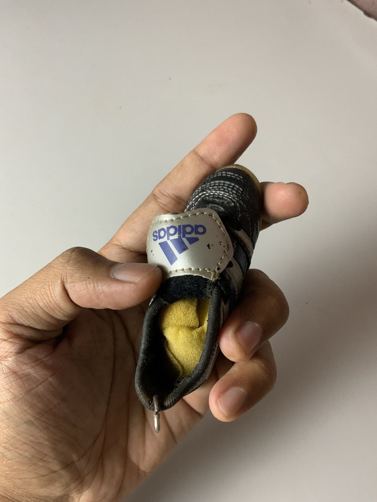 Japanese Brand Vintage Adidas Boots Key Chain Size ONE SIZE - 6 Thumbnail