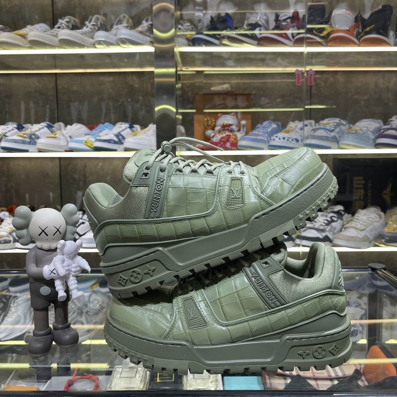 Louis Vuitton Louis Vuitton Trainer Maxi Green Low-Top Sneakers -2508 Size US 8 / EU 41 - 8 Thumbnail