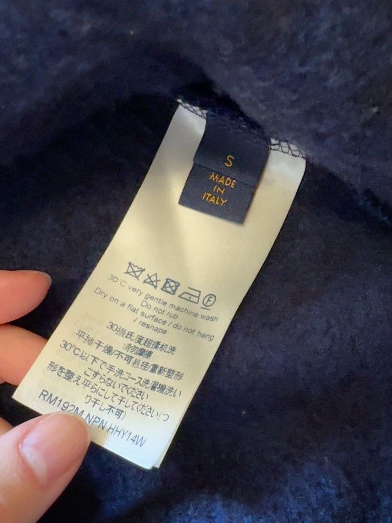 Louis Vuitton Louis Vuitton long sleeves 2503-Nextarrow Size US S / EU 44-46 / 1 - 3 Thumbnail