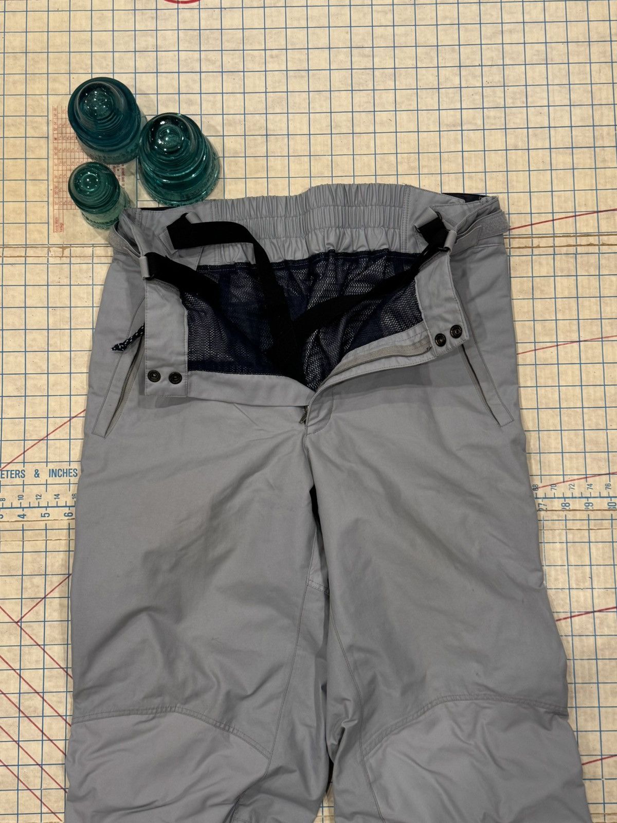 Patagonia Vintage Patagonia Ski Snow Pants Light Grey Men Size 36 F00 Size US 36 / EU 52 - 7 Thumbnail