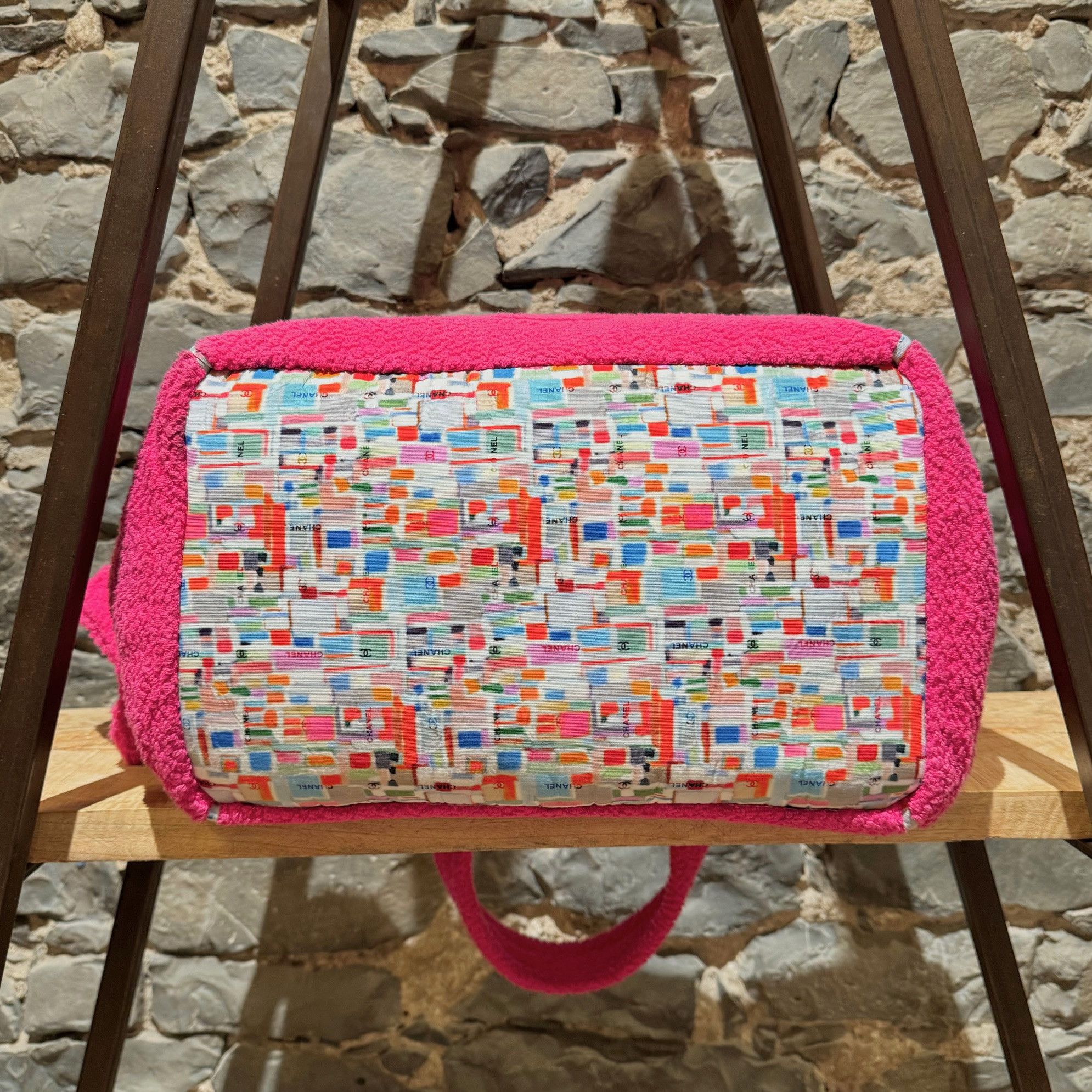 Chanel Chanel 2019 Pink Terry Cloth CC Beach Bag With Pouch & Towel Size ONE SIZE - 7 Thumbnail