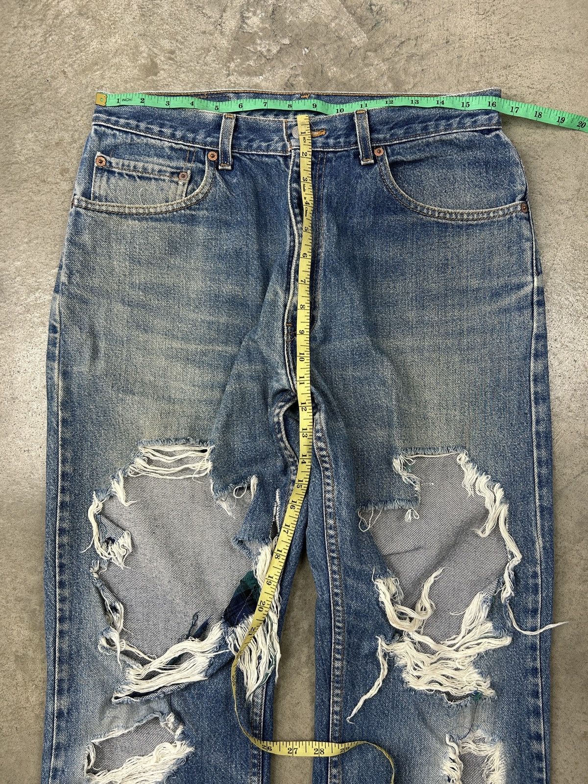 Levi's × Levi's Vintage Clothing × Vintage 1990s Levi’s 505 - Thrashed Kurt Cobain Size US 32 / EU 48 - 4 Thumbnail