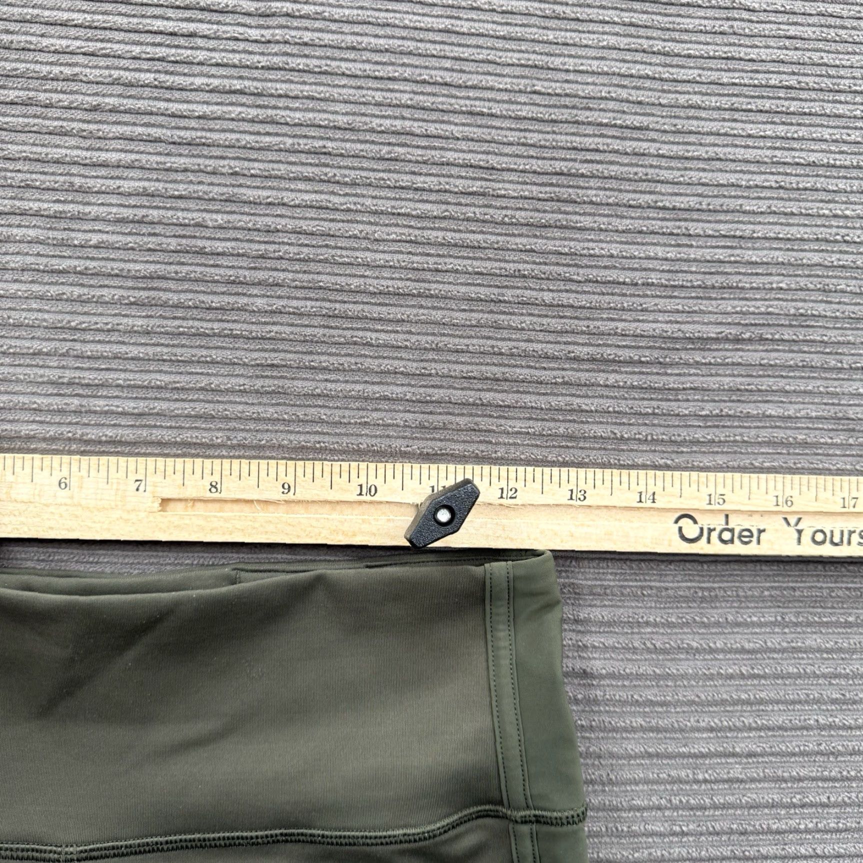 Lululemon Lululemon Wunder Under Crop Leggings Women 6 Dark Olive Gym Yoga Workout Comfort Crop Leggings Size 28" / US 6 / IT 42 - 4 Thumbnail