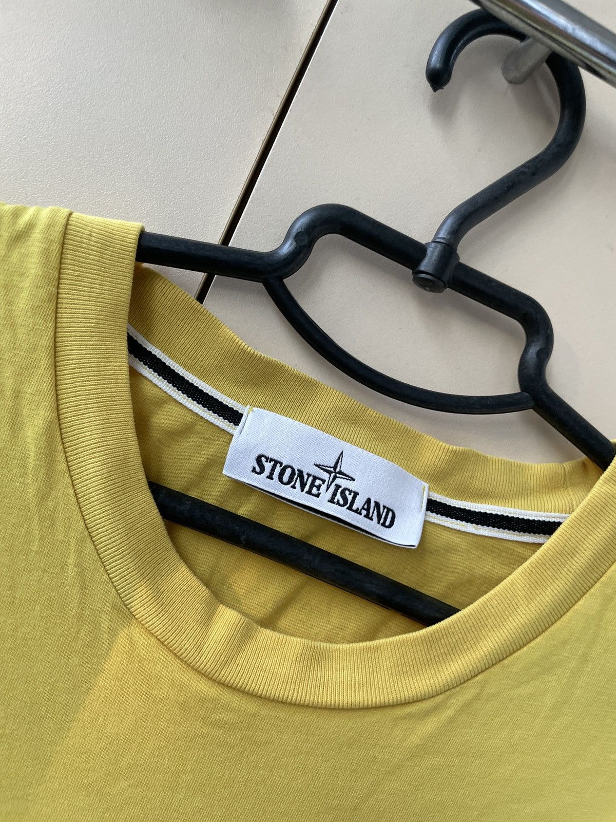 Stone Island Stone Island T shirt Yellow big logo Size US XL / EU 56 / 4 - 7 Thumbnail