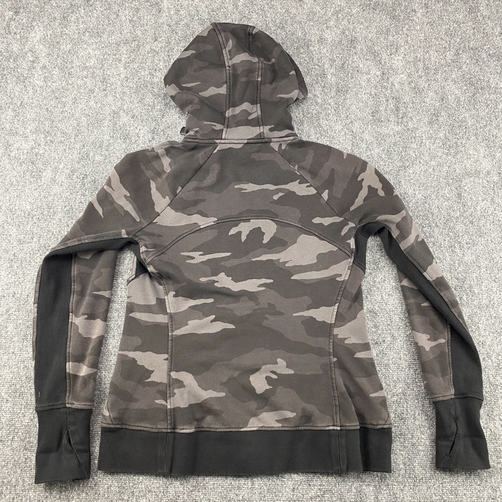Athleta Athleta Hoodie Womens M Gray Camo Full Zip Thumb Holes Fleece Lined Jacket Size M / US 6-8 / IT 42-44 - 7 Thumbnail