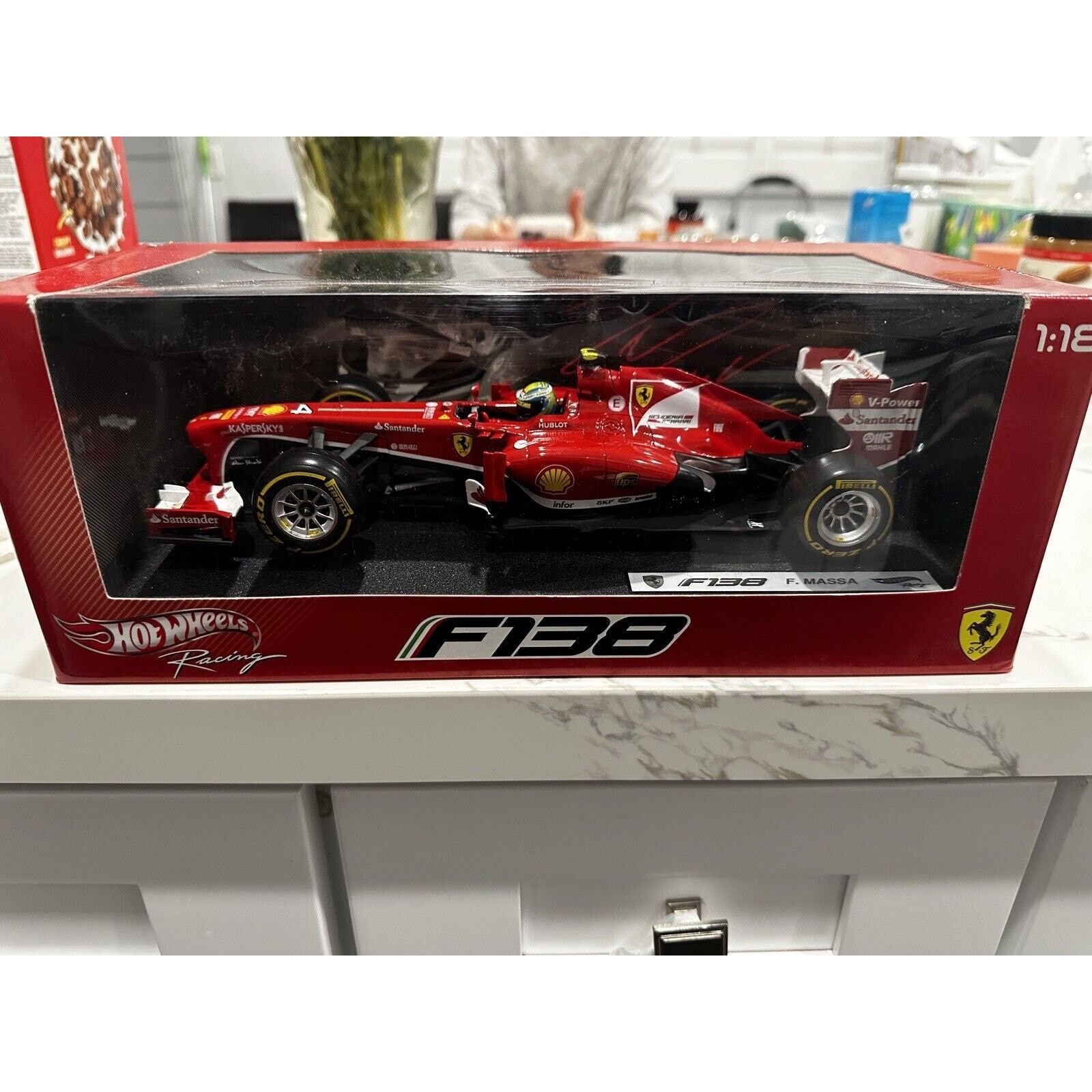 image of Felipe Massa Ferrari F138 1/18 Formula1 Hotwheelsracing in Red, Men's
