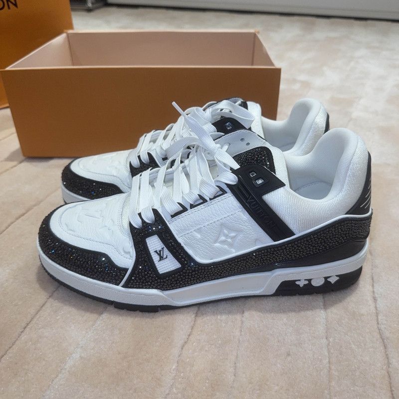 Louis Vuitton Louis Vuitton Black and White Fashion Sneakers 0079 Size US 8.5 / EU 41-42 - 1 Thumbnail