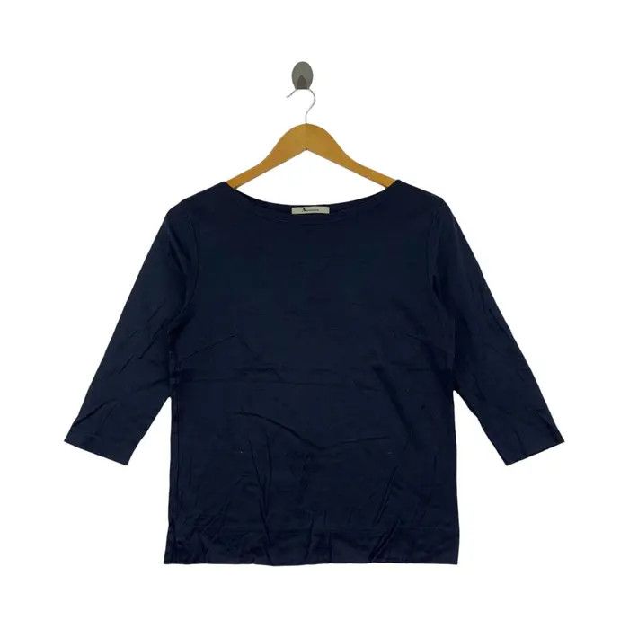 Aquascutum Vintage AQUASCUTUM LONDON Minimalist Design Tee Shirt Size S / US 4 / IT 40 - 1 Thumbnail