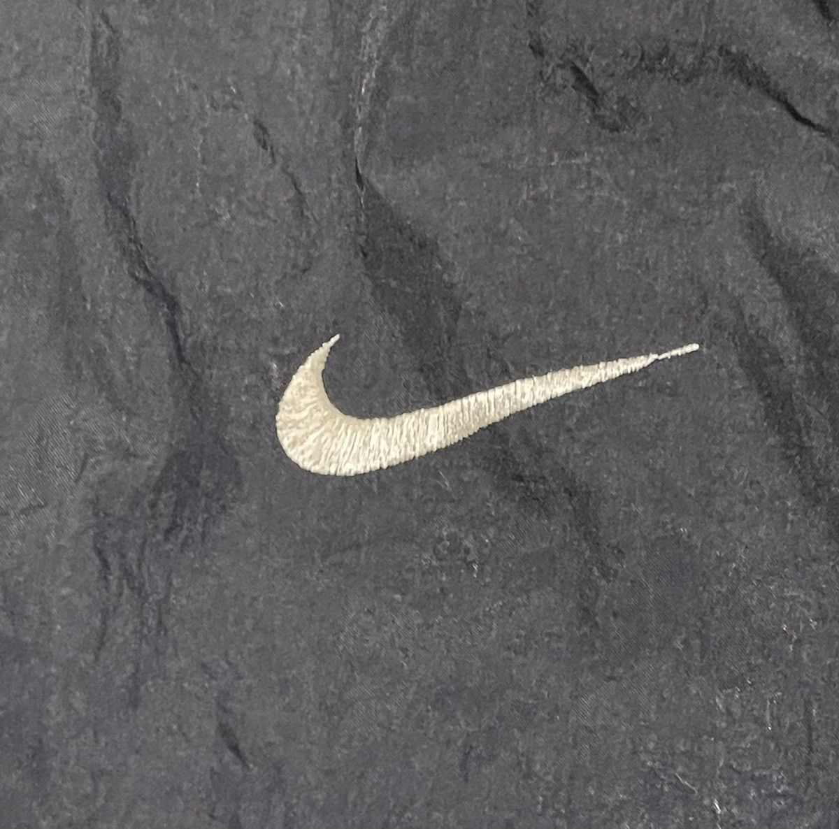 Vintage Vintage Nike Windbreaker Size US XL / EU 56 / 4 - 5 Thumbnail