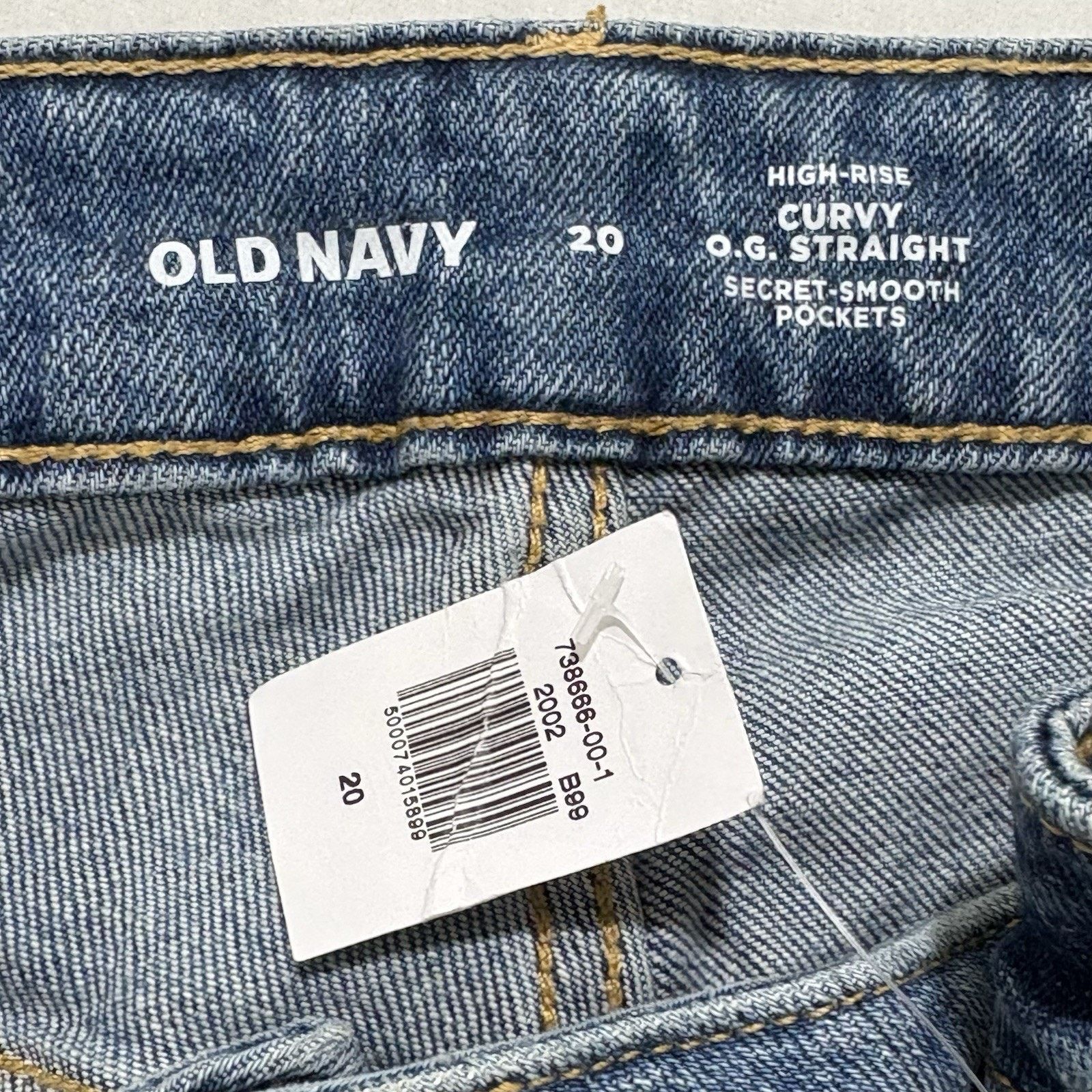 Old Navy Old Navy 20 High Rise Curvy O.G. Straight Ripped Jeans Size 42" / US 20 - 4 Thumbnail