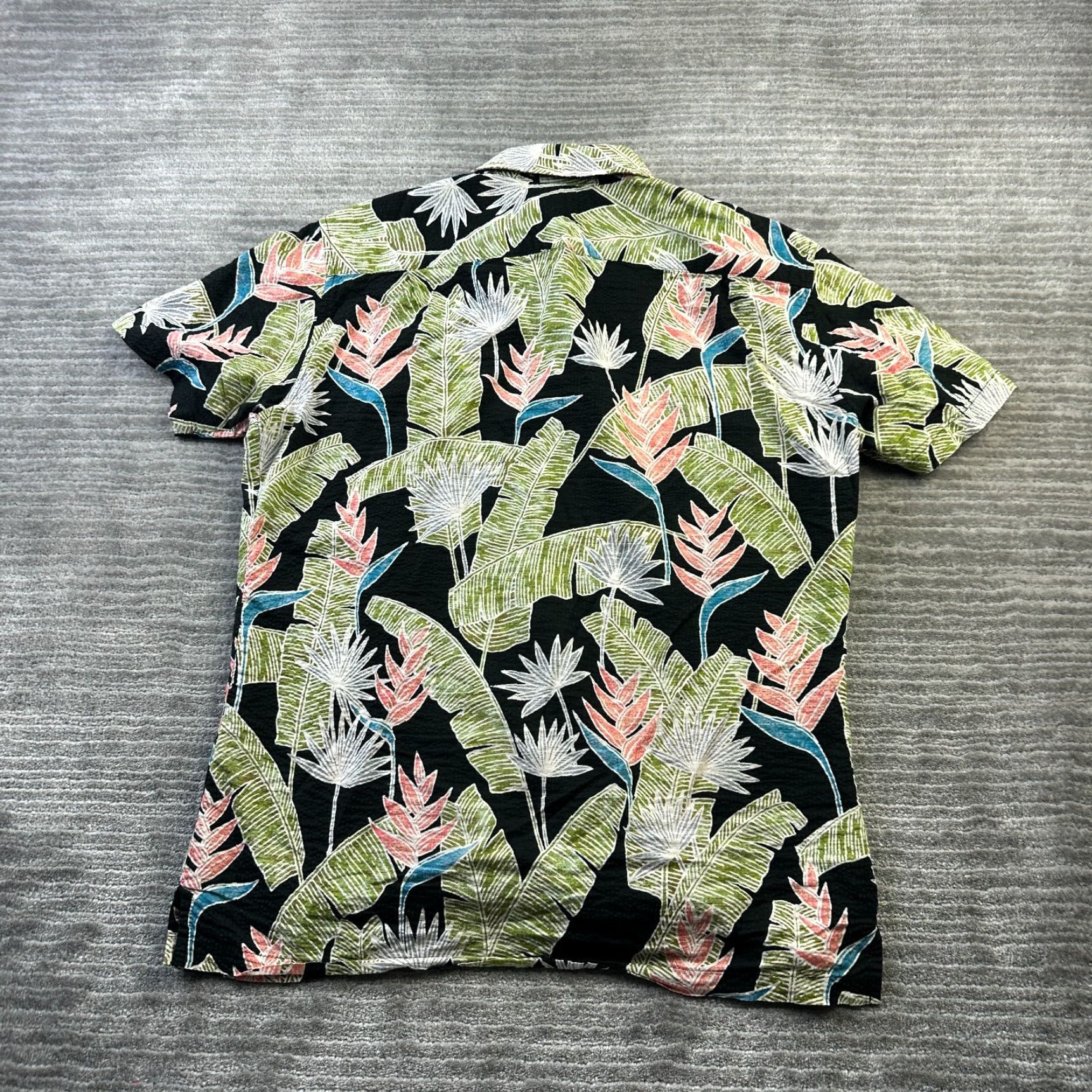 Tori Richard Tori Richard Shirt Mens Small Black Geometric Seersucker Button-Up Short Sleeve Casual Hawaiian Vintage: No Size US S / EU 44-46 / 1 - 2 Thumbnail