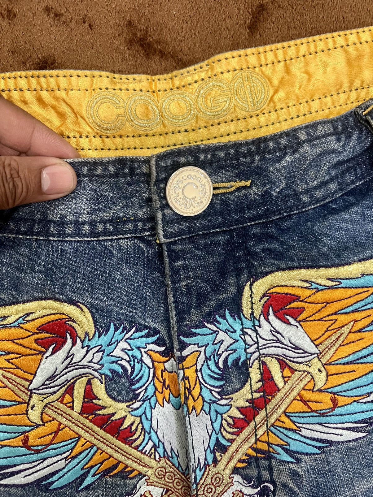 Coogi × JNCO × Vintage Vintage Coogi Crazy Embroided Shorts Baggy Size US 42 / EU 58 - 6 Thumbnail