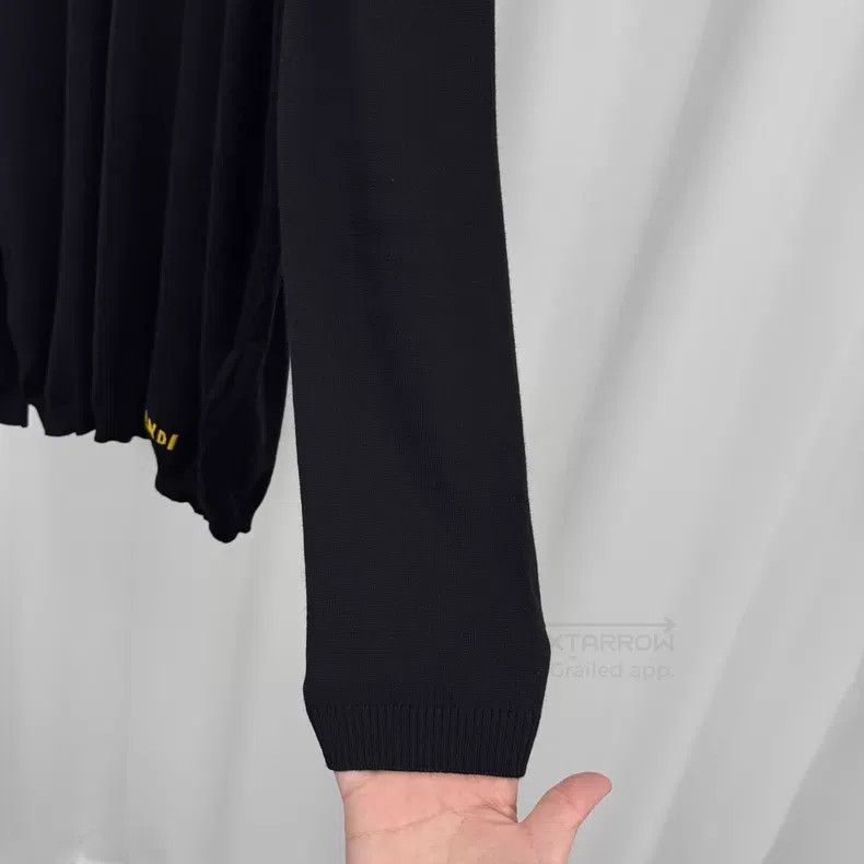 Fendi Fendi Embroidered Letter Little Monster Wool Knit Sweater Size US L / EU 52-54 / 3 - 4 Thumbnail