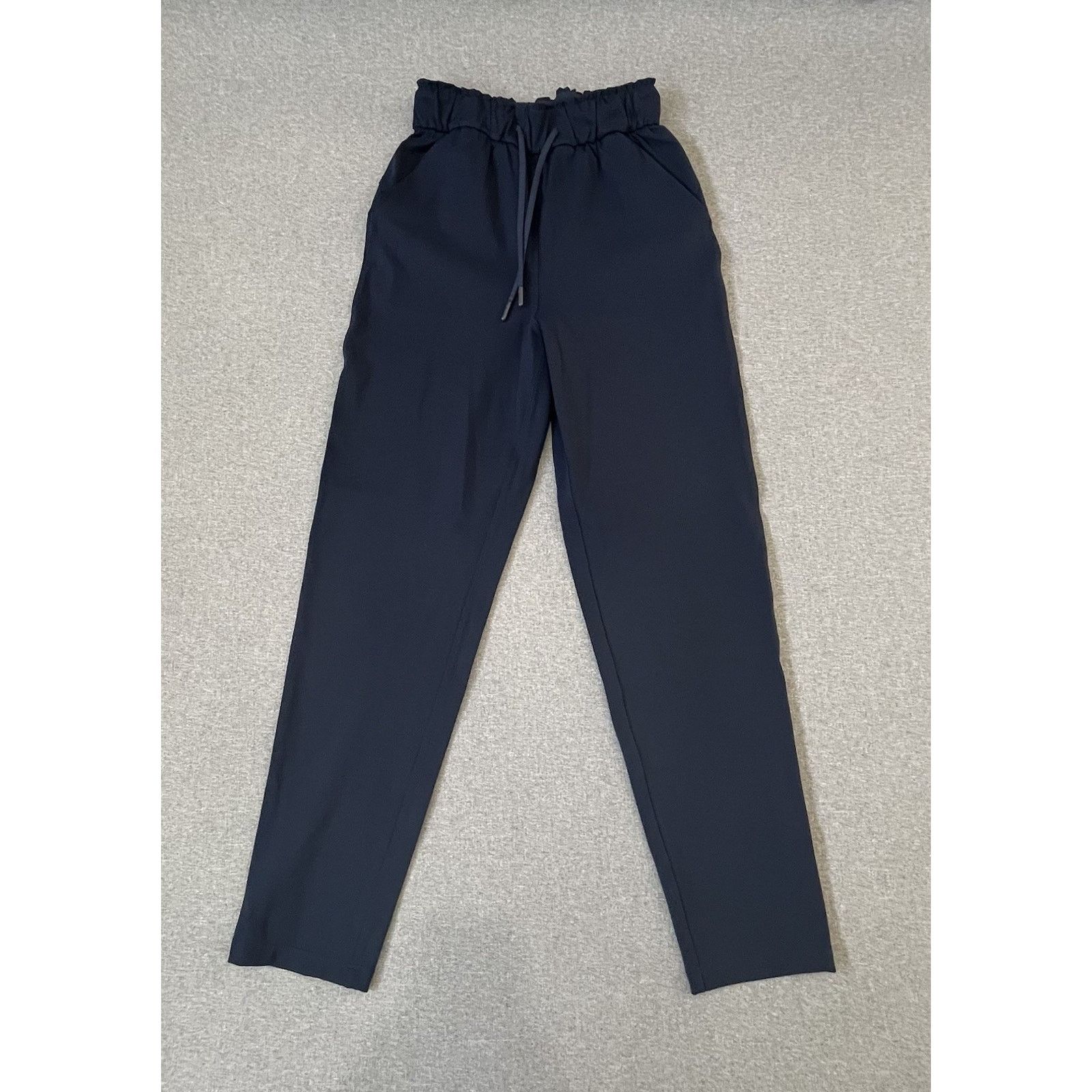 Lululemon Lululemon Ready to Rulu High-Rise Jogger Navy Blue Size 2 Size 26" / US 2 / IT 38 - 1 Thumbnail