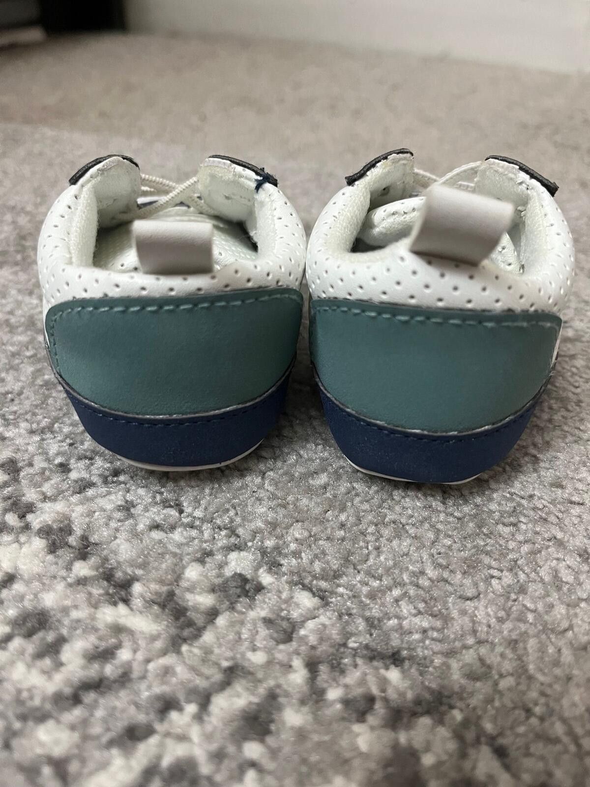 Carter's Carter’s Baby Sneakers 3-6M White Navy Soft Sole Size ONE SIZE - 4 Thumbnail