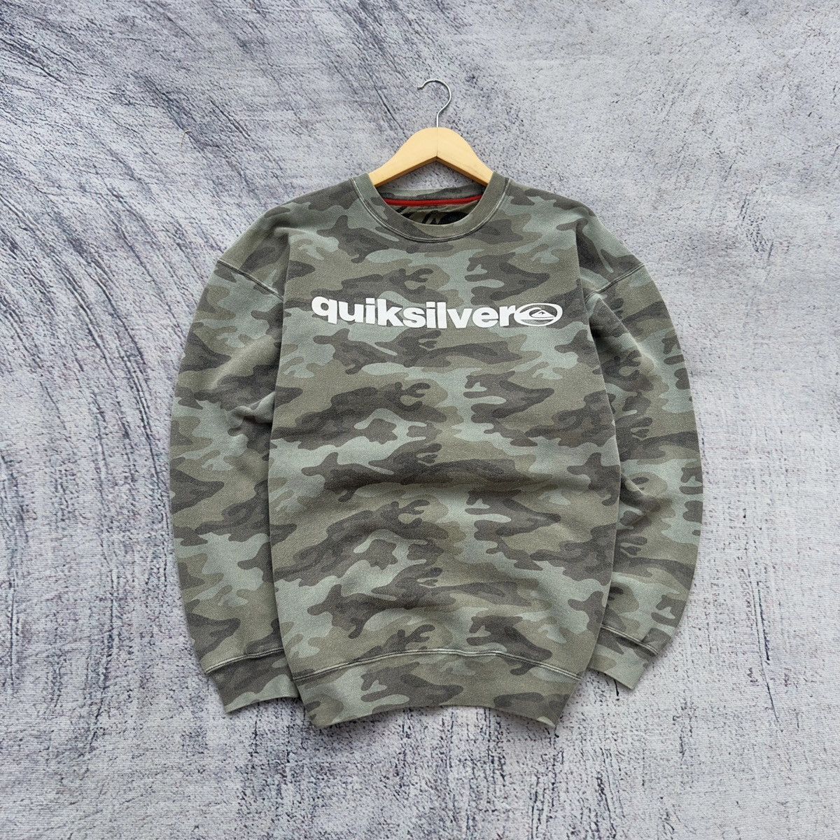Quiksilver VINTAGE QUIK SILVER SPELL OUT BIG LOGO CAMO 90’s SWEATSHIRT Size US XL / EU 56 / 4 - 1 Thumbnail