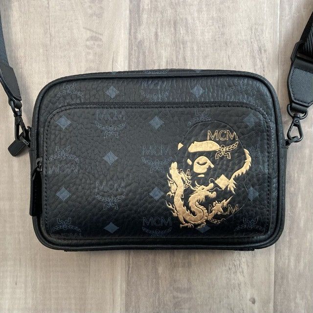 Bape × MCM MCM × BAPE AREN LUNAR NEW YEAR VISETOS POUCH Shoulder Bag Size ONE SIZE - 3 Thumbnail