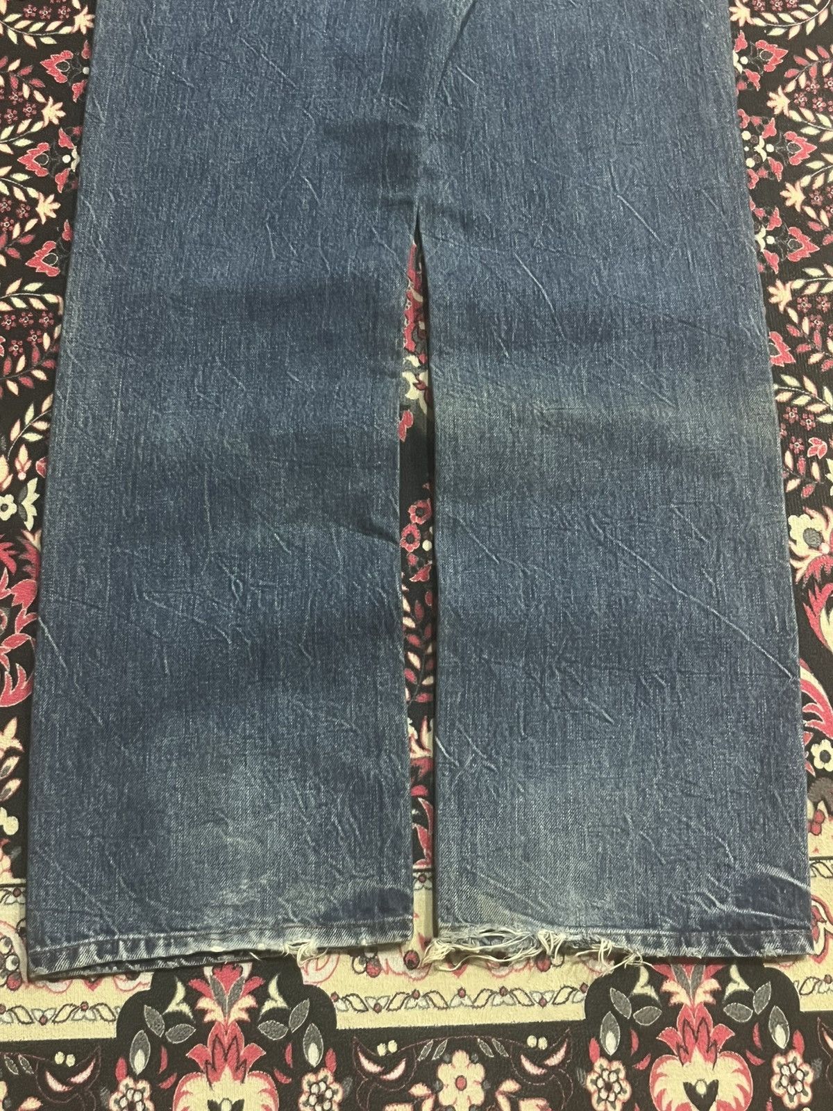 Japanese Brand Vintage Rugged Jeans by WoW Blue Faded Washed Whisker Jeans Size US 32 / EU 48 - 10 Thumbnail