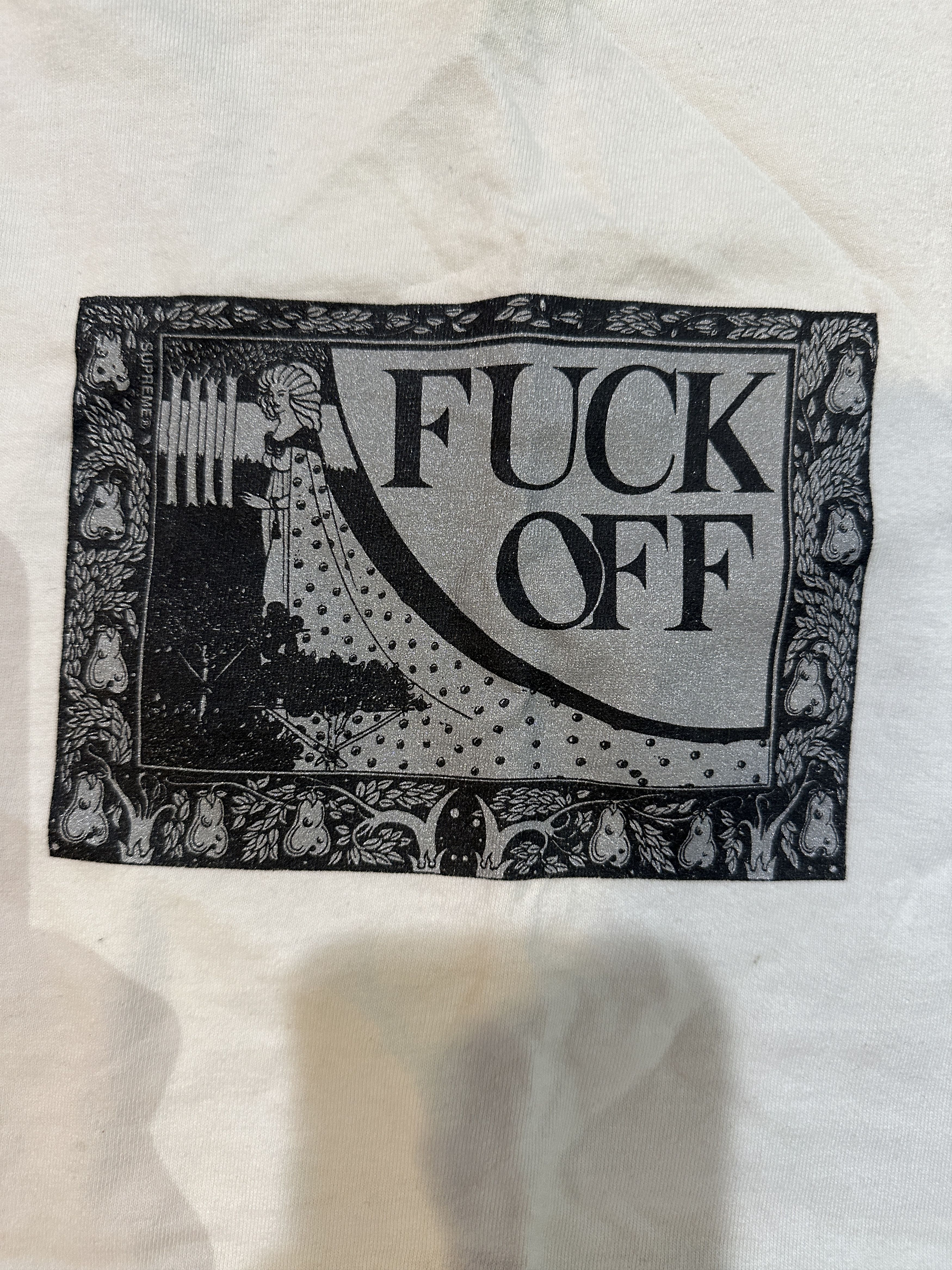 Supreme 2015 Supreme fuck off tee Size US XL / EU 56 / 4 - 2 Thumbnail