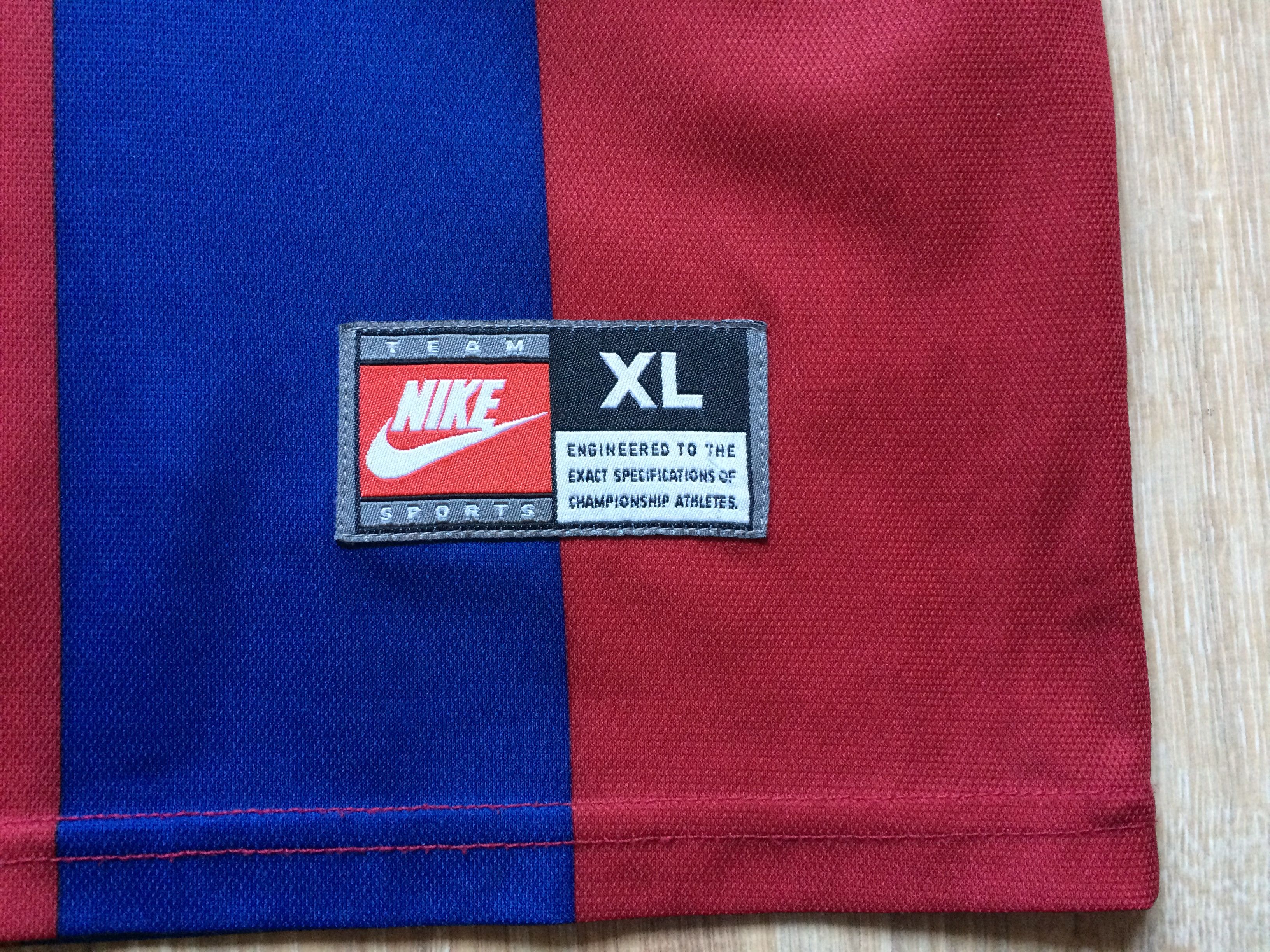 Nike Vintage Youth Nike Barcelona Basic Home Jersey 1998-2000 Size US XXS / EU 40 - 5 Thumbnail