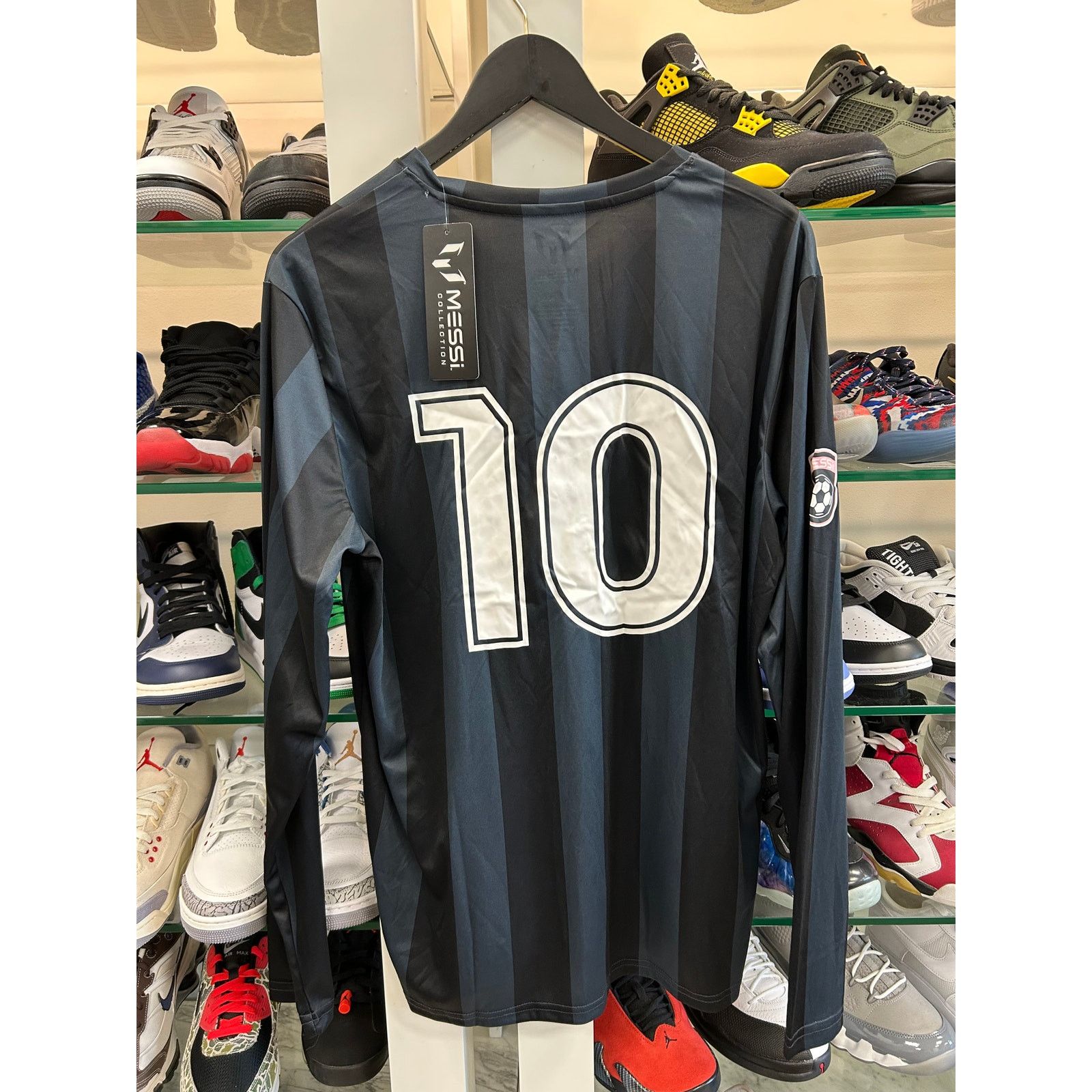 MLB Lionel Messi Collection long sleeve soccer jersey #10 size L Size US L / EU 52-54 / 3 - 4 Thumbnail