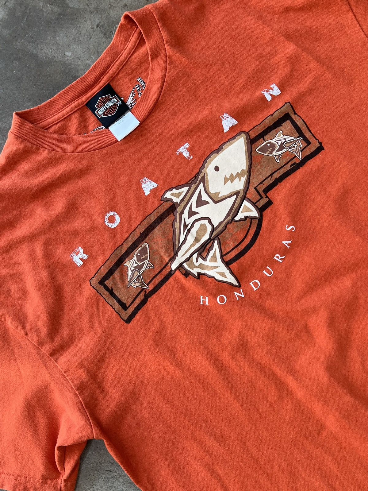 Harley Davidson × Vintage Harley Davidson Motorcycles Honduras Roatan Fish Tee 2XL Size US XXL / EU 58 / 5 - 1 Thumbnail