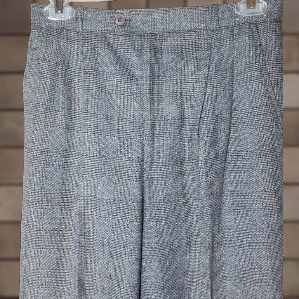 Vintage VINTAGE H.L. Spencer LTD. Wool Blend High Rise Trousers-Size 9 Pants Women Glen Plaid Black/Gray Wide-Leg Lined N/A Shoes? Size 30" / US 8 / IT 44 - 1 Thumbnail