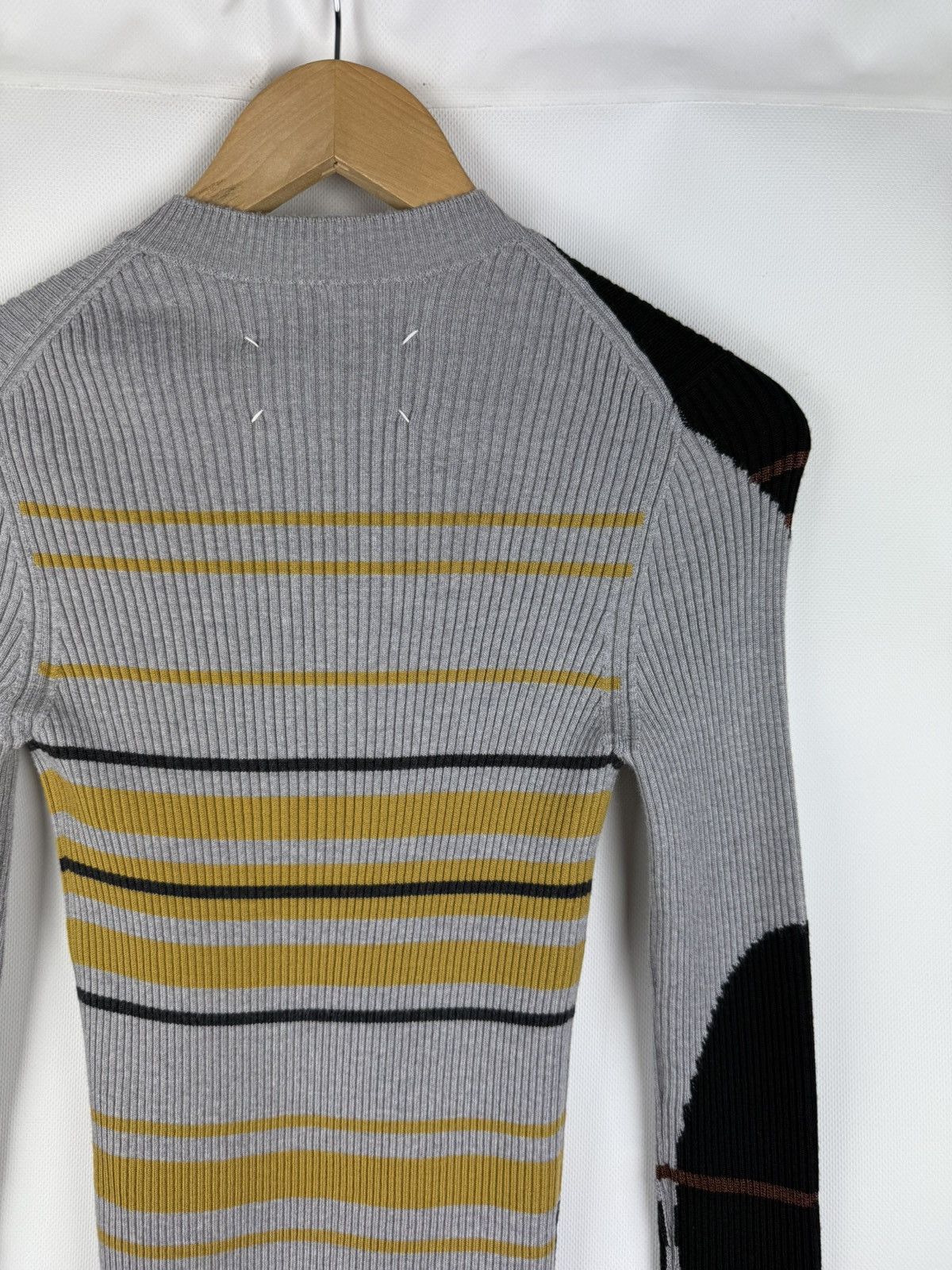 Maison Margiela Margiela Runaway Geometric Pattern Wool Sweater Pullover Size S / US 4 / IT 40 - 18 Thumbnail
