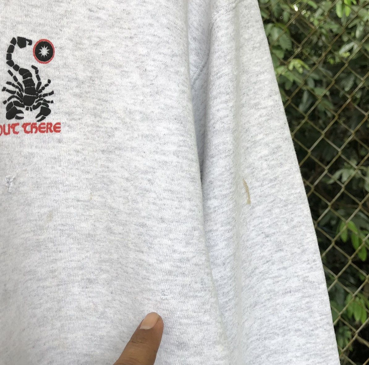 Vintage Vintage 90s Scorpion Sweatshirt Hoodie Size US M / EU 48-50 / 2 - 6 Thumbnail