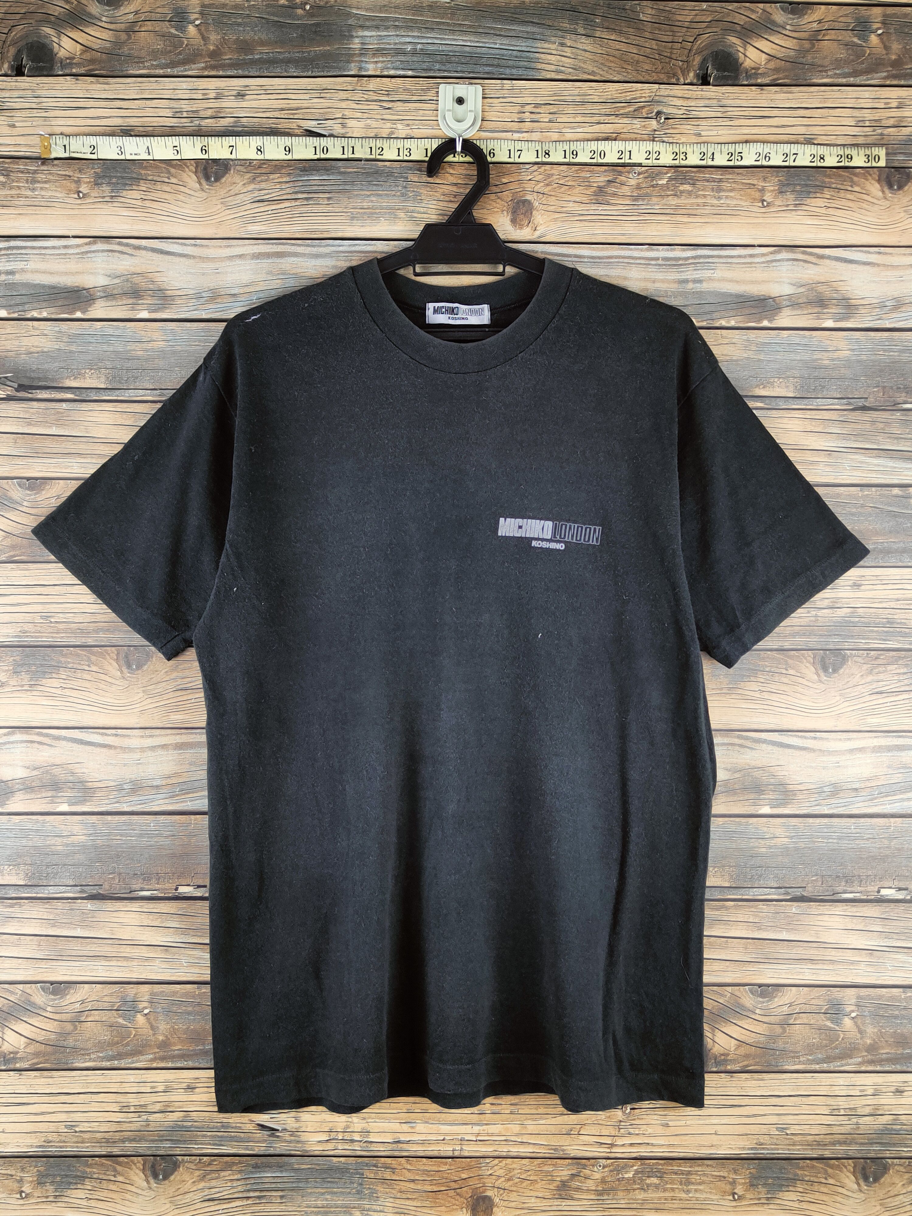 Michiko Koshino London Michiko Koshino London Black Short Sleeve T-shirts #S2878 Size US M / EU 48-50 / 2 - 1 Thumbnail