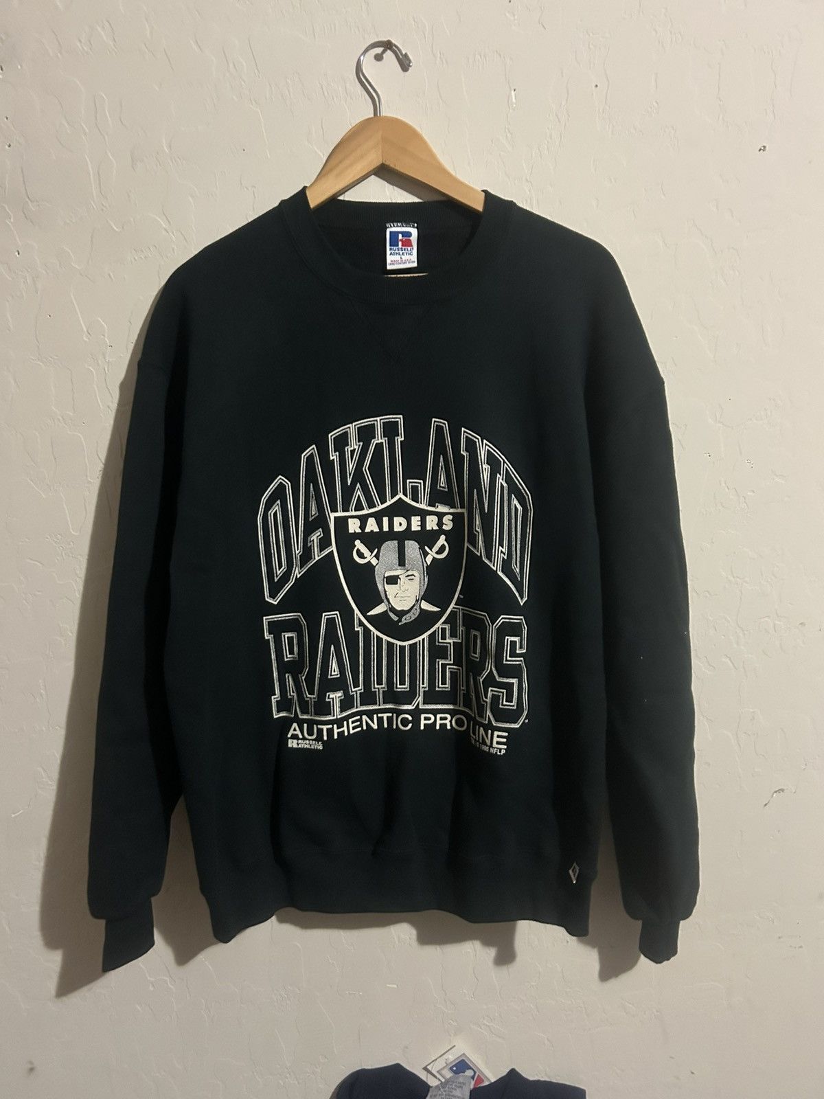 Russell Athletic Vintage Oakland Raiders Russel Athletic Crewneck Size L USA Size US L / EU 52-54 / 3 - 5 Thumbnail