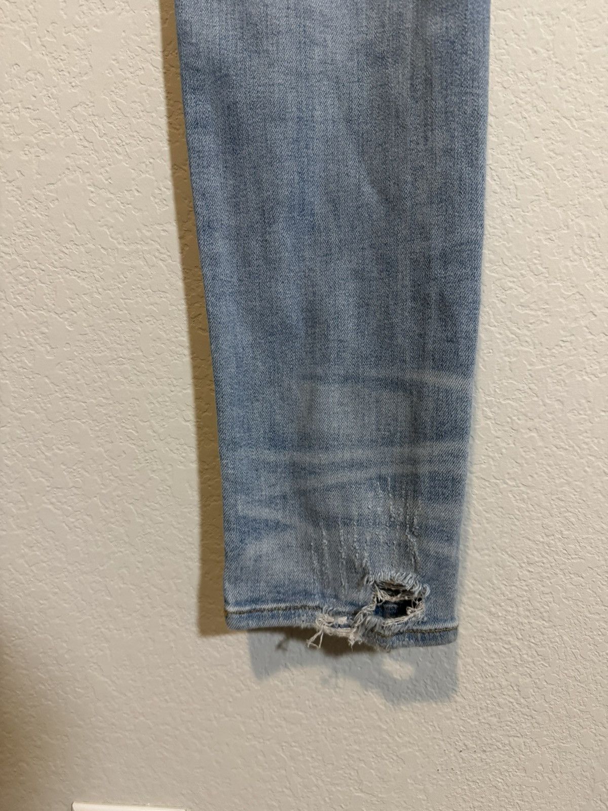 Amiri EUC Amiri Distressed Denim Skinny Jeans Size US 36 / EU 52 - 17 Thumbnail